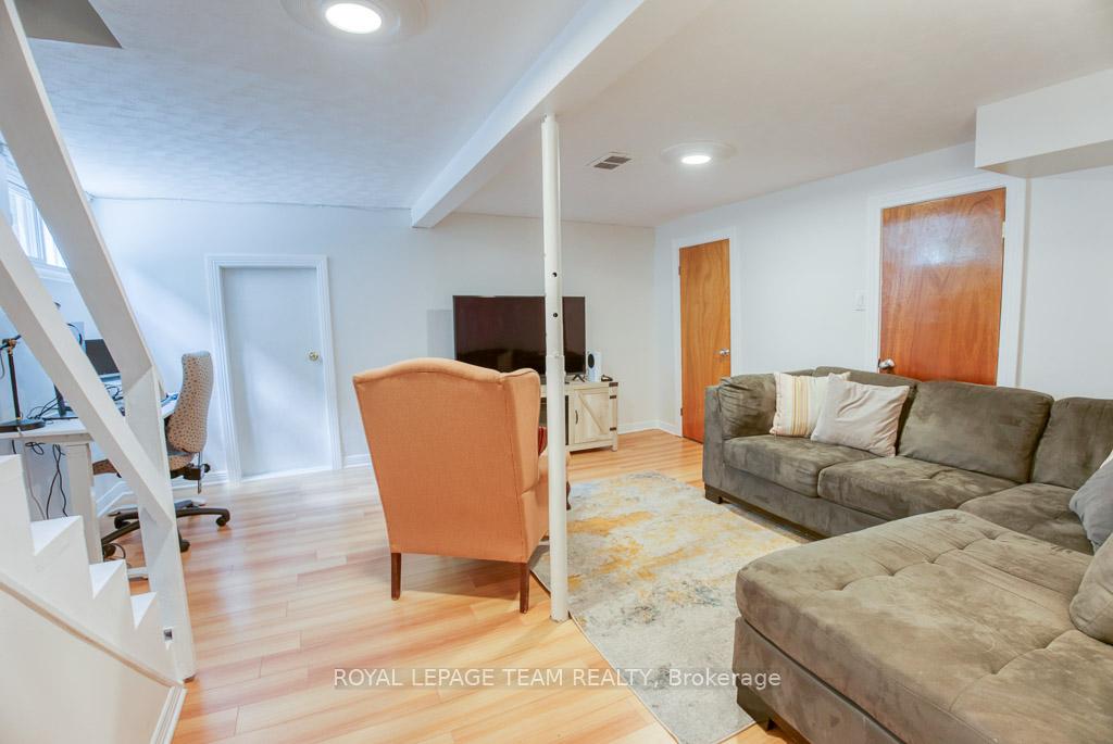 Photo 16 of 2471 Clementine Boulevard, Ottawa, Heron Park — HOMEH