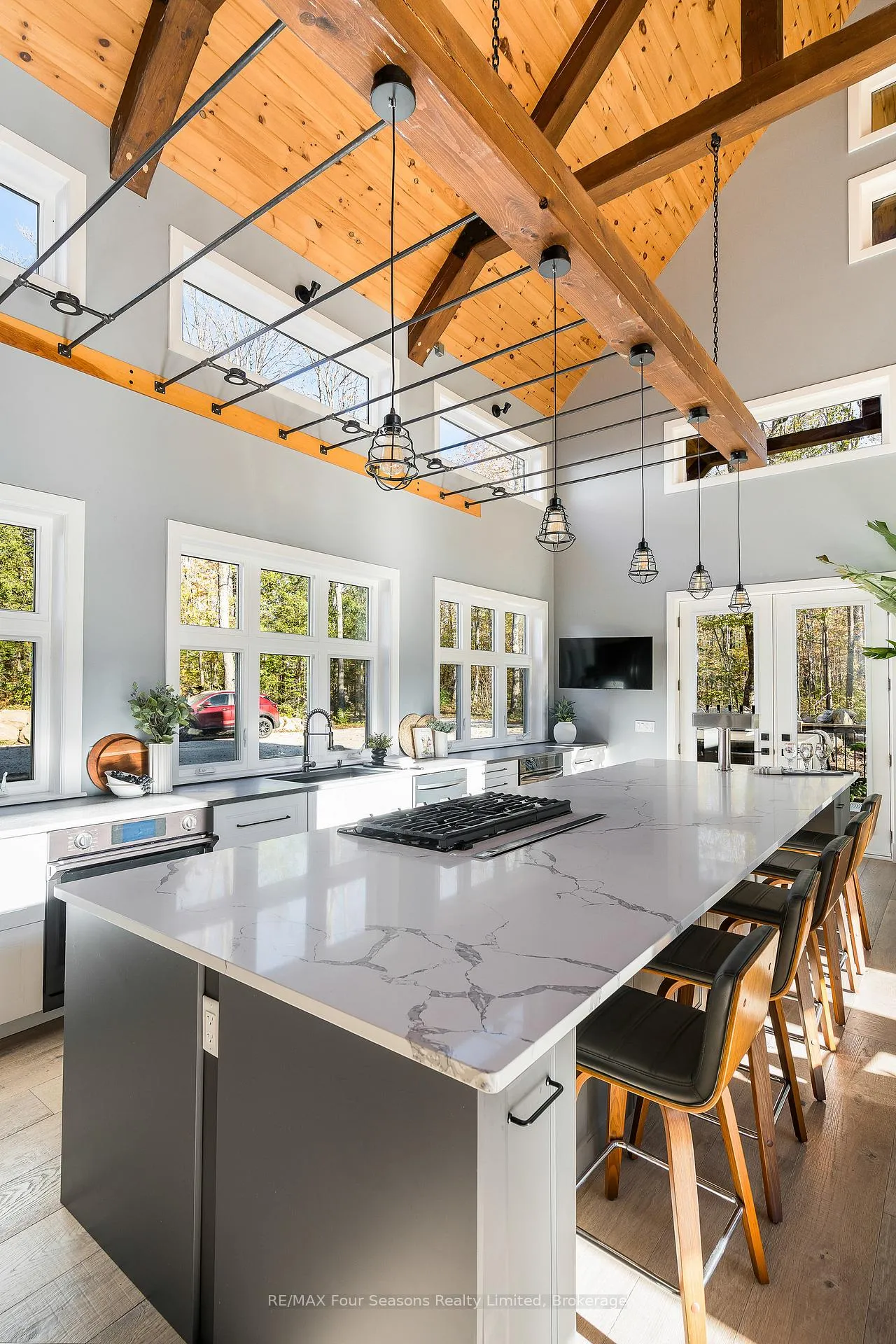 Photo 15 of 589108 Grey Road 19, Blue Mountains — HOMEH