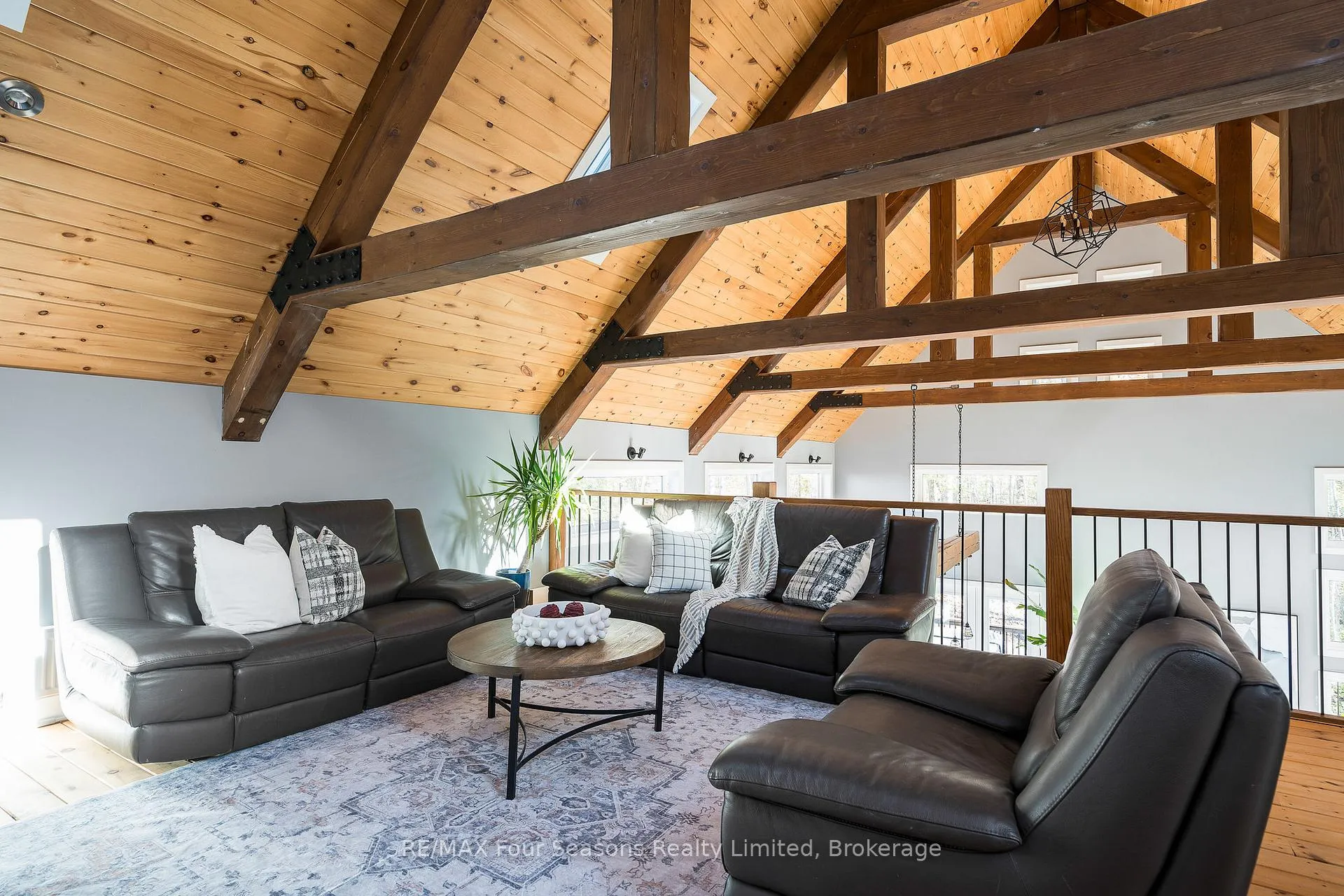 Photo 24 of 589108 Grey Road 19, Blue Mountains — HOMEH