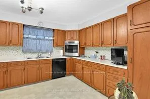 Photo 9 of 456 Blake Boulevard, Ottawa, Vanier — HOMEH