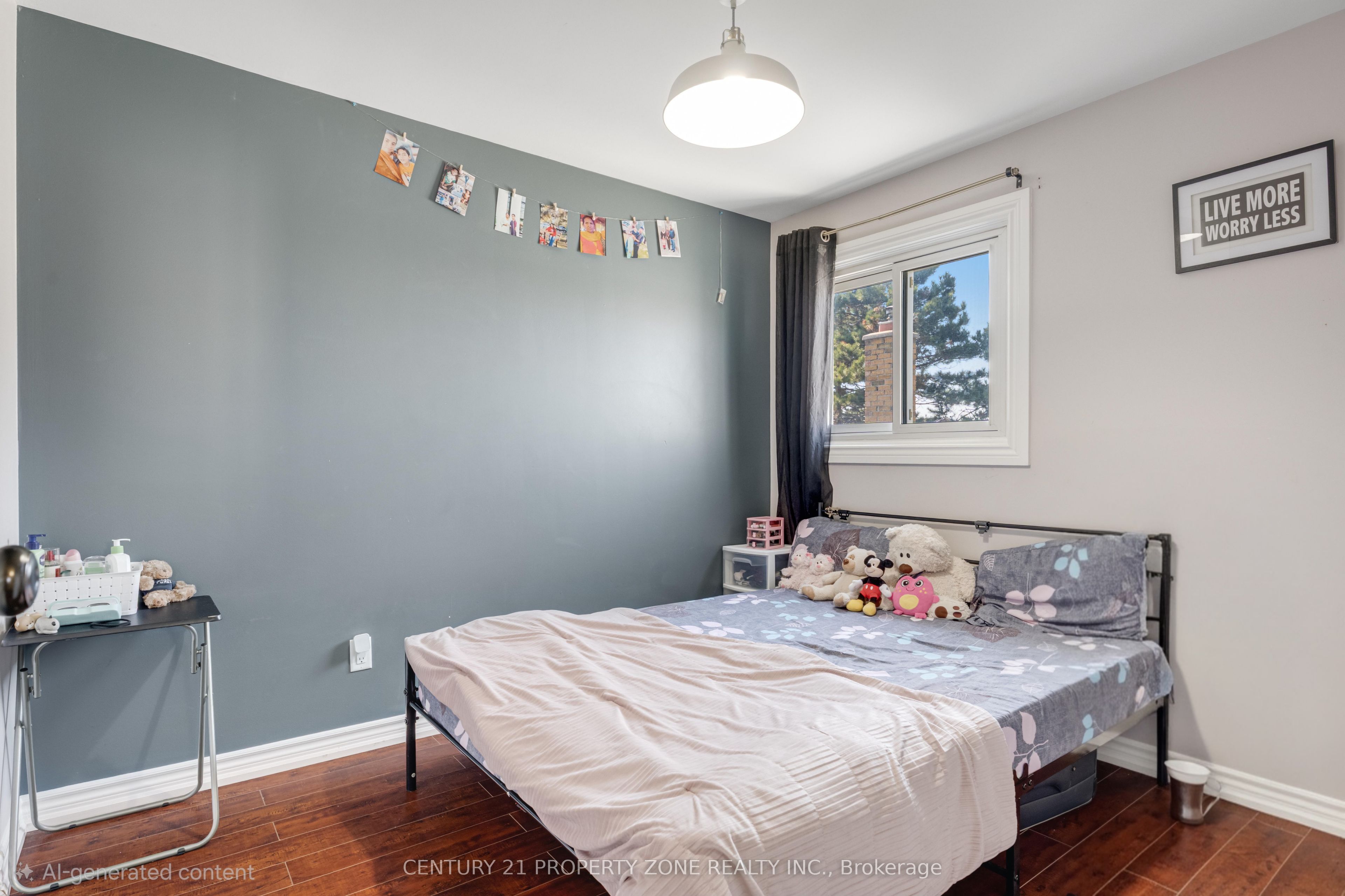 Photo 8 of 36 Winterfold Drive, Brampton, Madoc — HOMEH
