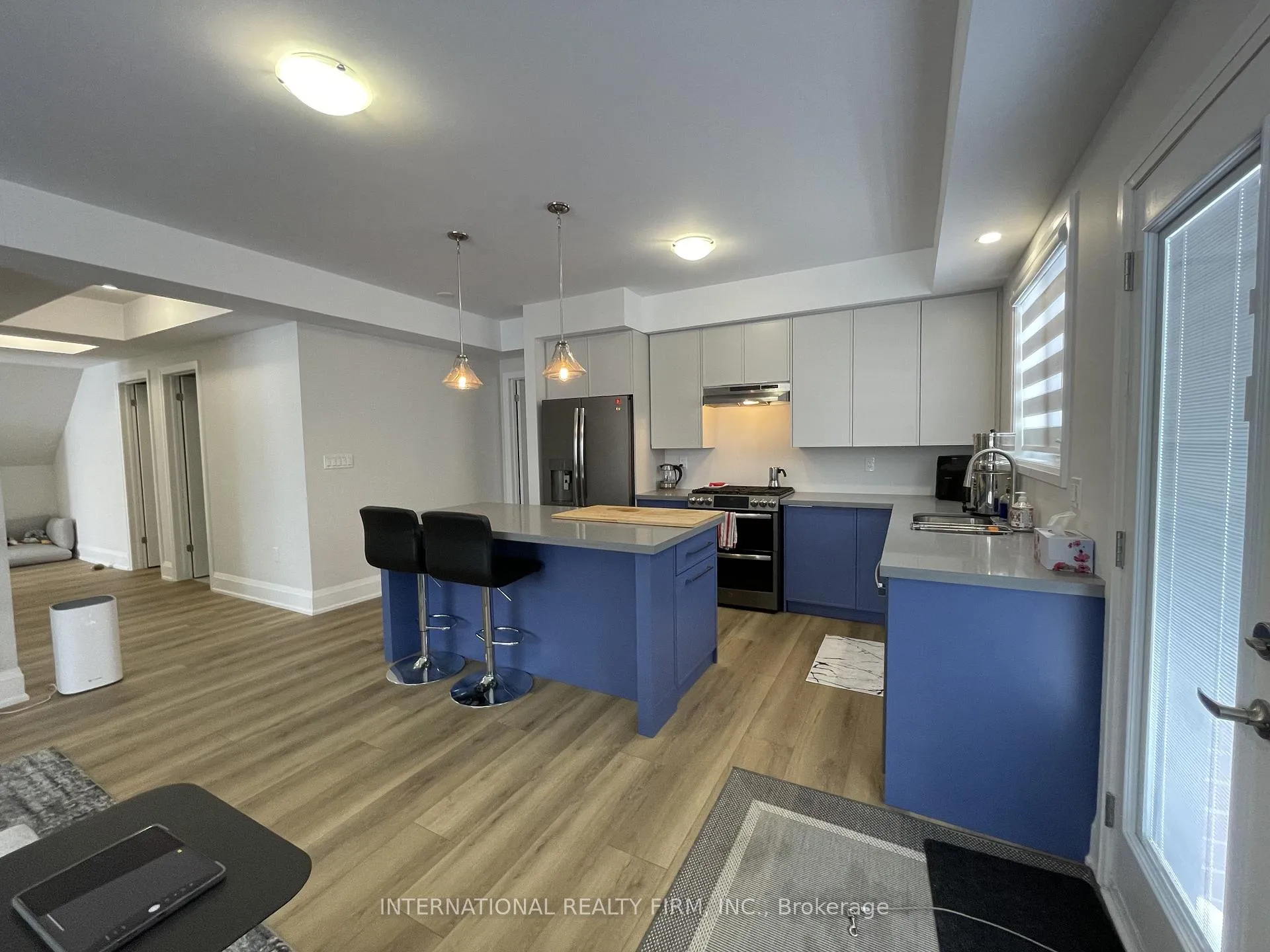 Photo 10 of Unit 2, 670 Park Road, Innisfil, Alcona — HOMEH