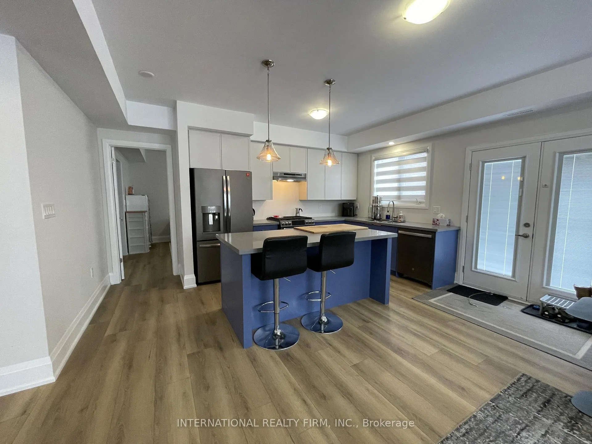 Photo 11 of Unit 2, 670 Park Road, Innisfil, Alcona — HOMEH