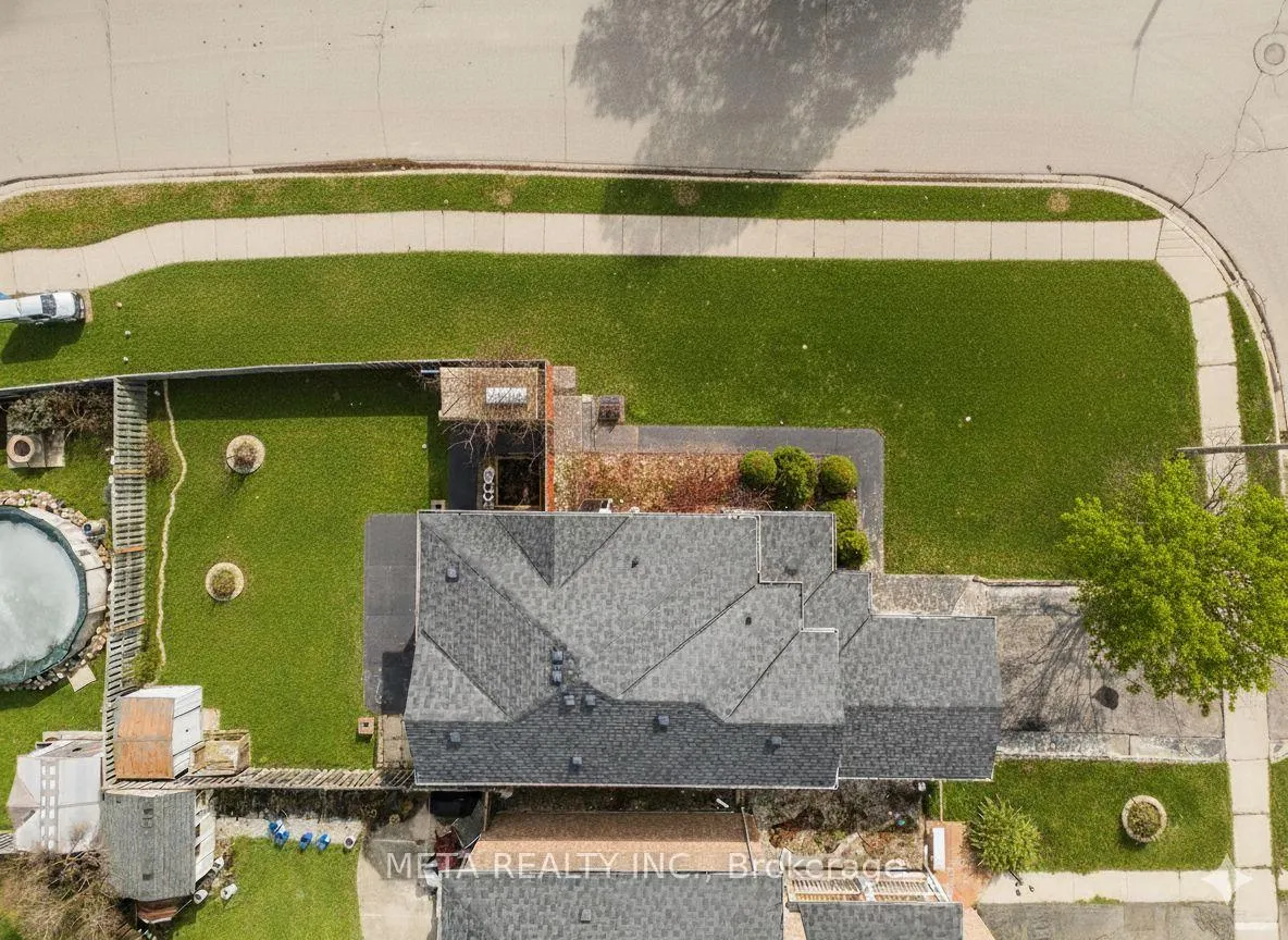 Photo 3 of 59 Brunswick Street, Brampton, Fletcher's Meadow — HOMEH