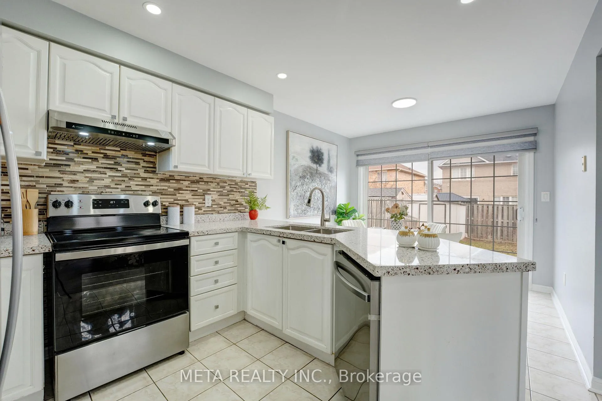 Photo 12 of 59 Brunswick Street, Brampton, Fletcher's Meadow — HOMEH
