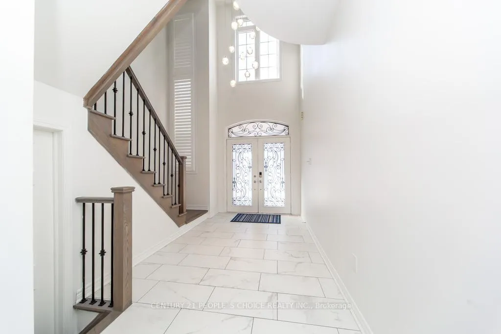 Photo 4 of 57 Aldersgate Drive, Brampton, Northwest Brampton — HOMEH