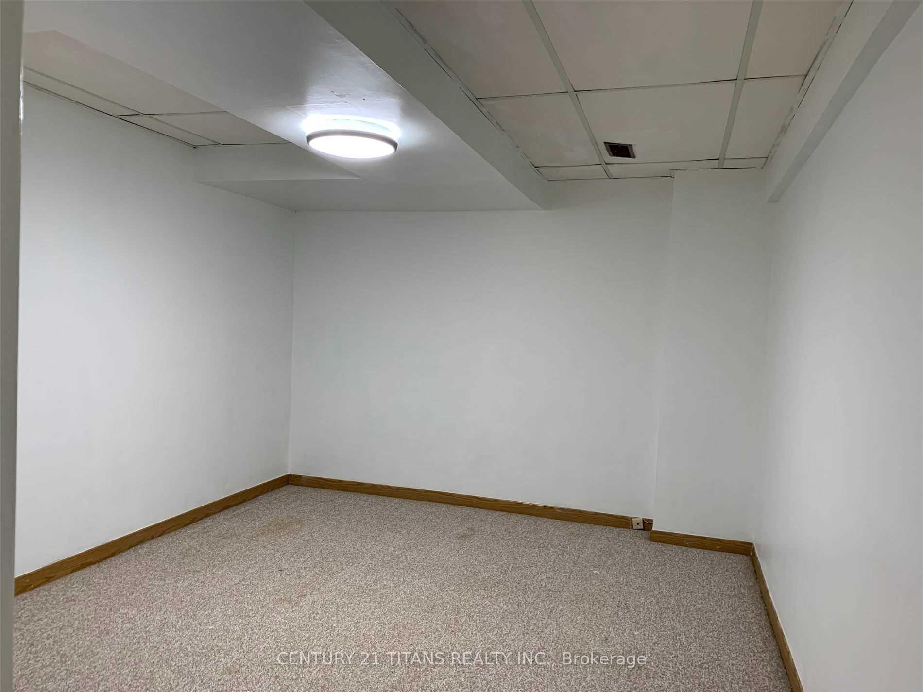 Photo 9 of 74 Canmore Boulevard S, Scarborough, Highland Creek — HOMEH