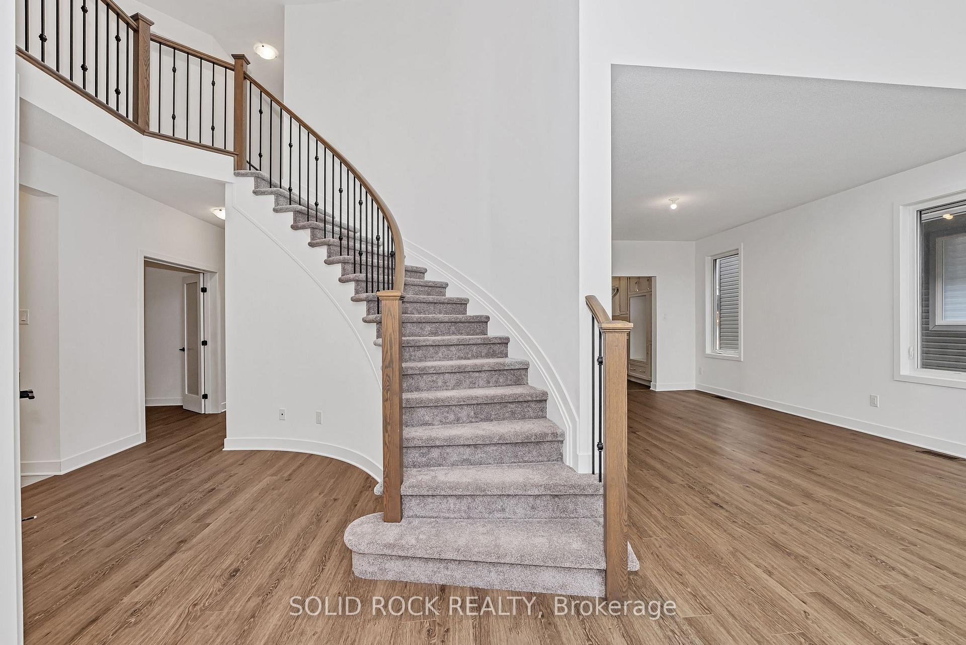 Photo 9 of 92 Esban Drive, Ottawa, Blossom Park/Kemp Park/Findlay Creek — HOMEH