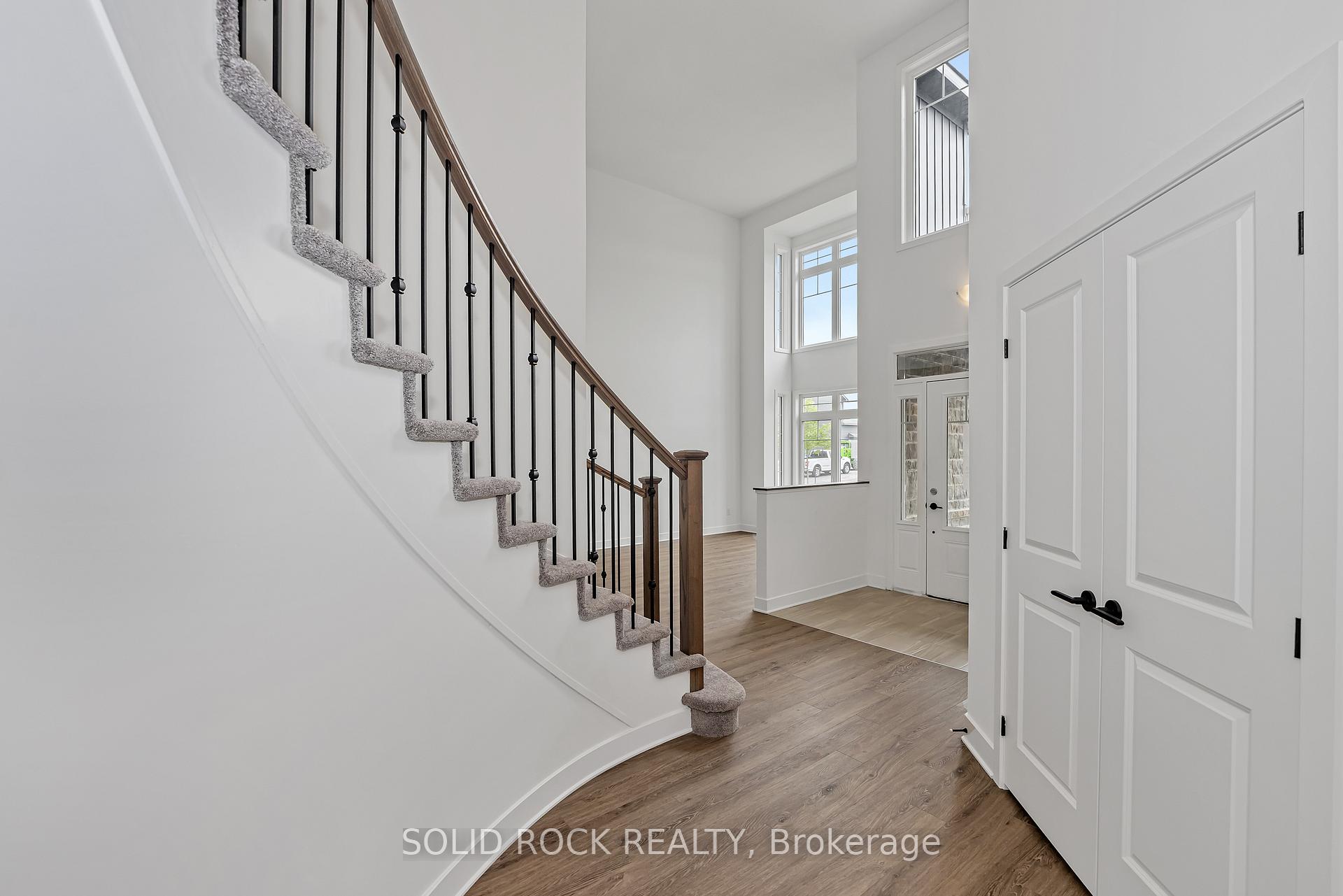 Photo 23 of 92 Esban Drive, Ottawa, Blossom Park/Kemp Park/Findlay Creek — HOMEH