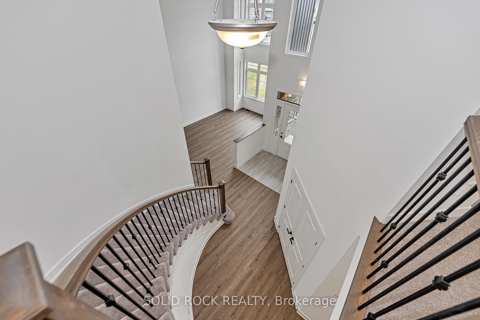 Photo 29 of 92 Esban Drive, Ottawa, Blossom Park/Kemp Park/Findlay Creek — HOMEH
