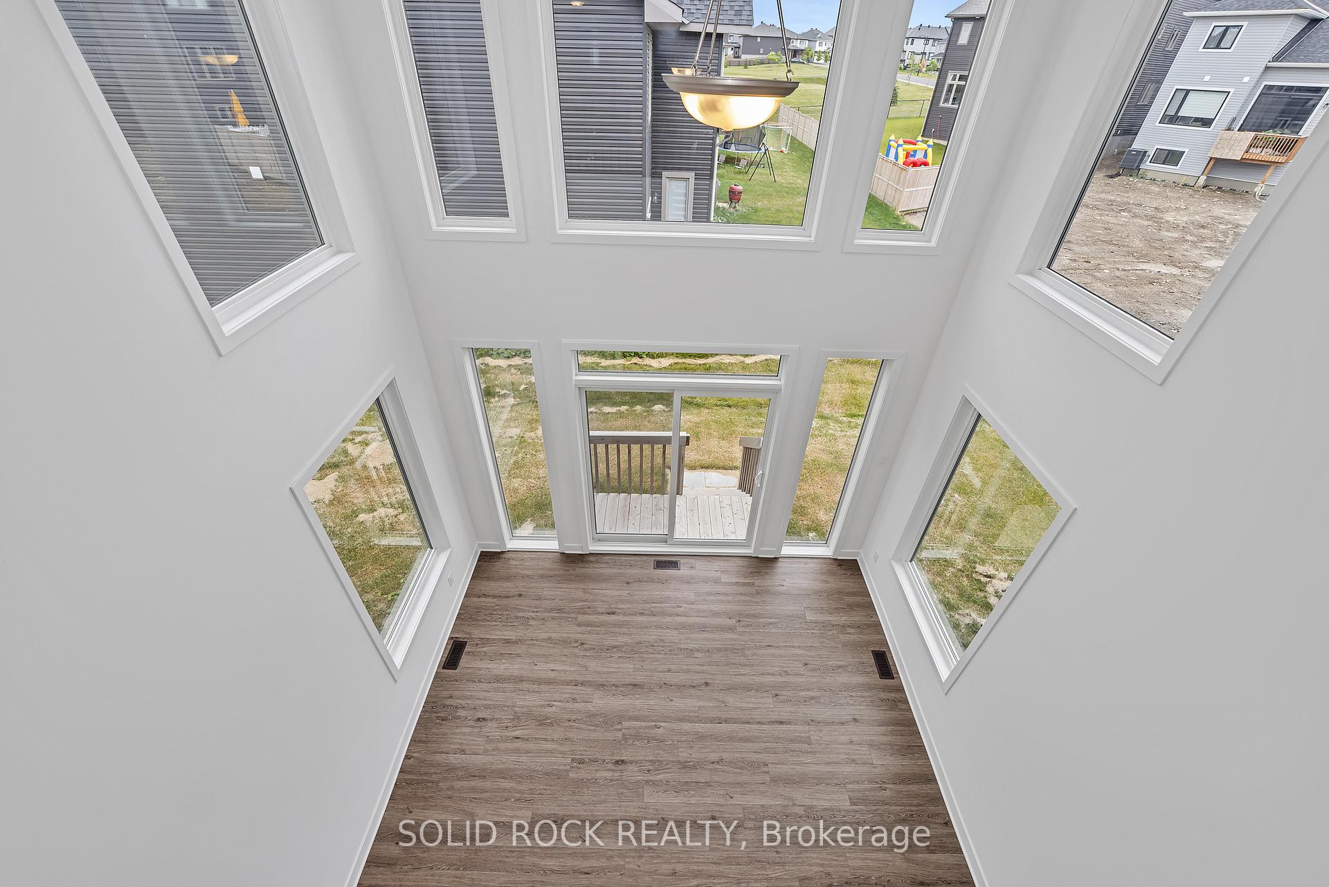 Photo 24 of 92 Esban Drive, Ottawa, Blossom Park/Kemp Park/Findlay Creek — HOMEH