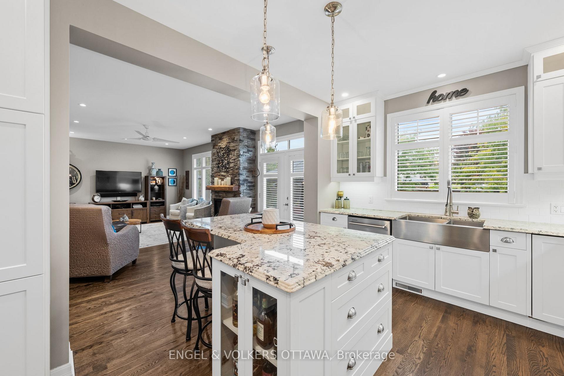 Photo 8 of 511 Erinwoods Circle, Ottawa, Barrhaven - Stonebridge — HOMEH