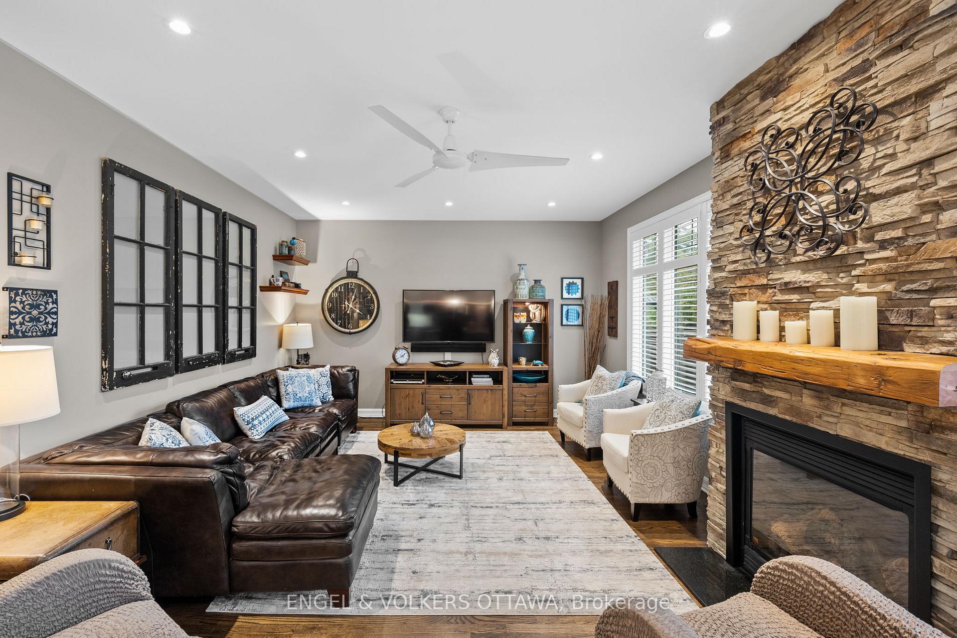 Photo 11 of 511 Erinwoods Circle, Ottawa, Barrhaven - Stonebridge — HOMEH