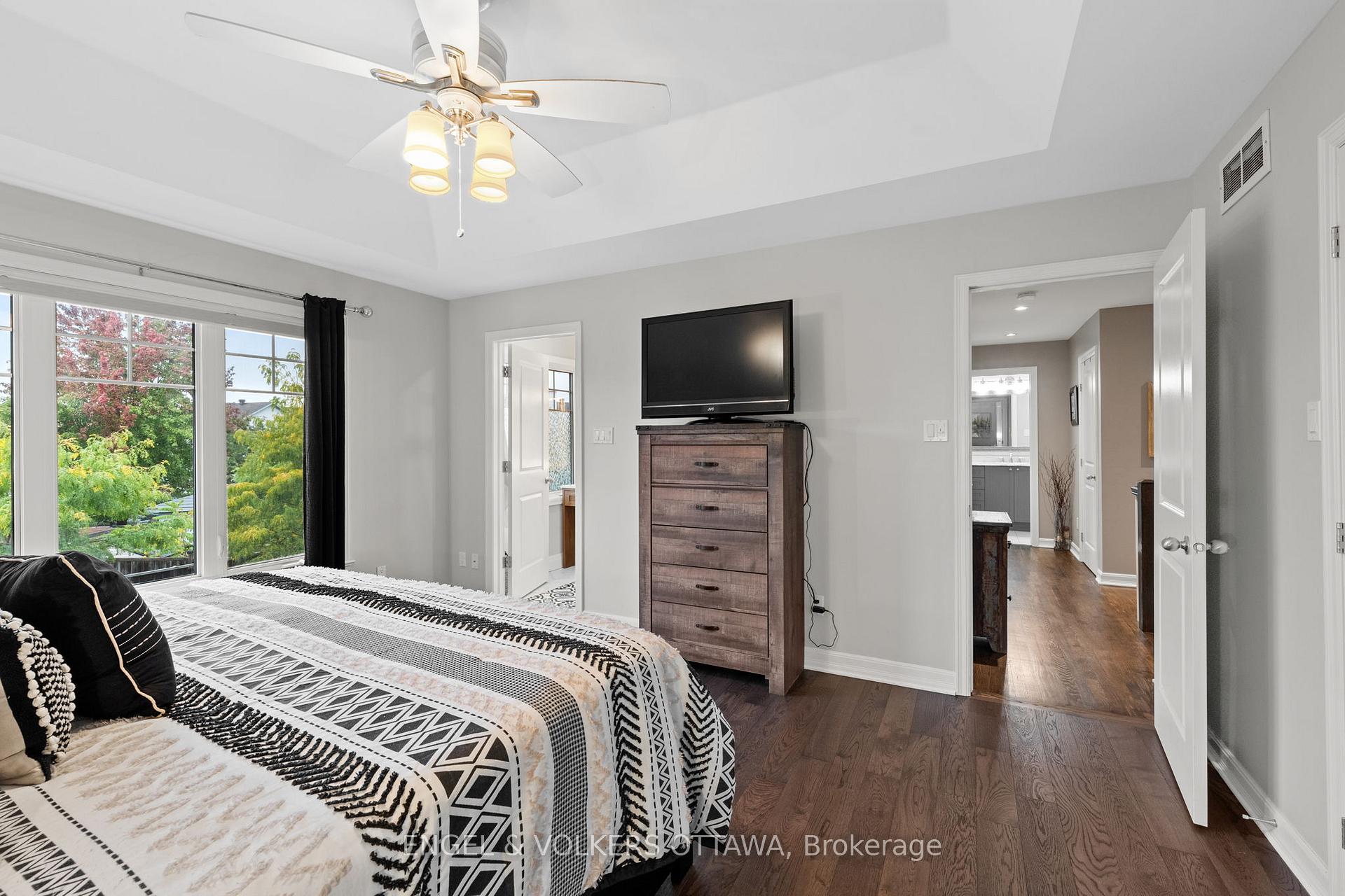 Photo 14 of 511 Erinwoods Circle, Ottawa, Barrhaven - Stonebridge — HOMEH