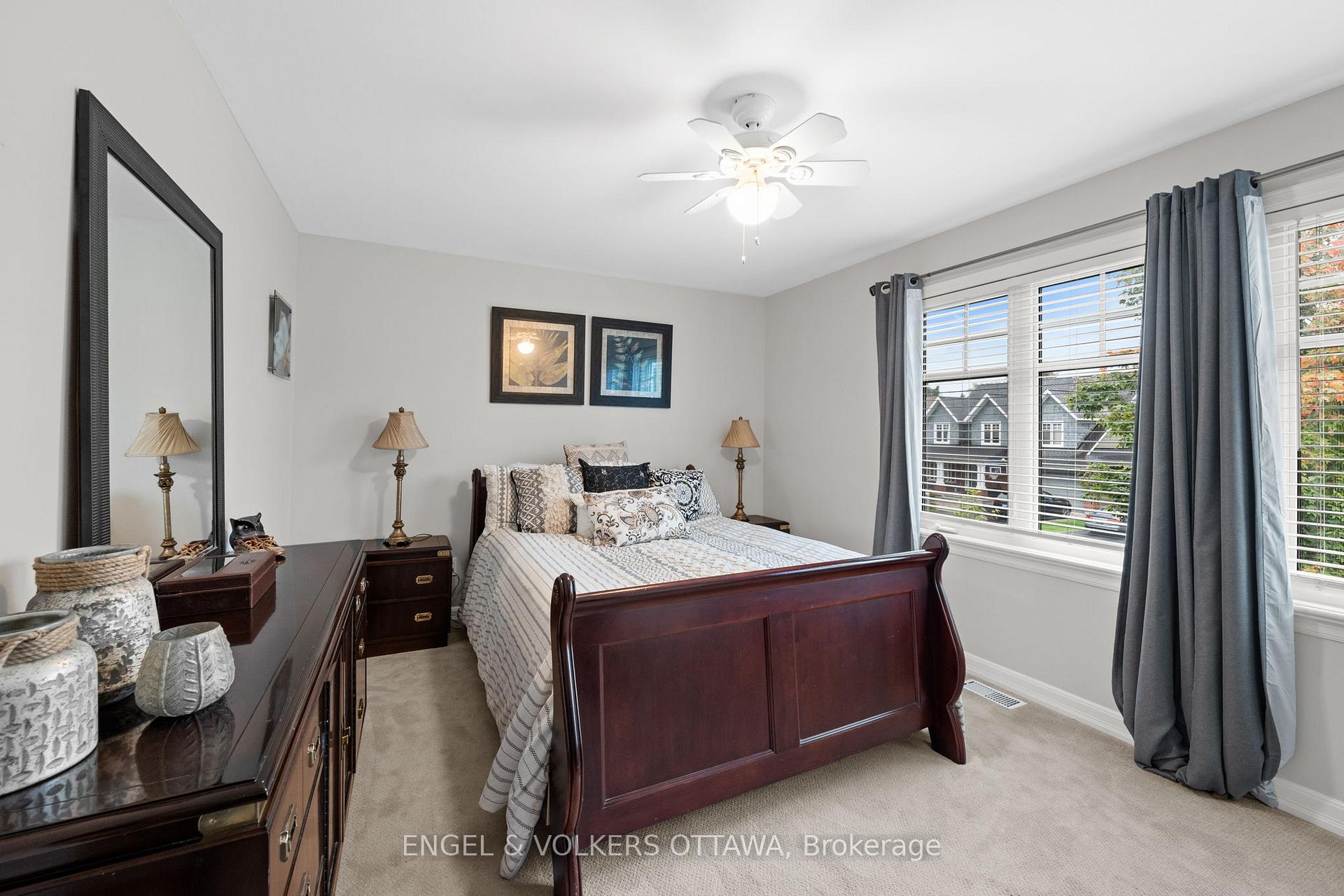Photo 33 of 511 Erinwoods Circle, Ottawa, Barrhaven - Stonebridge — HOMEH