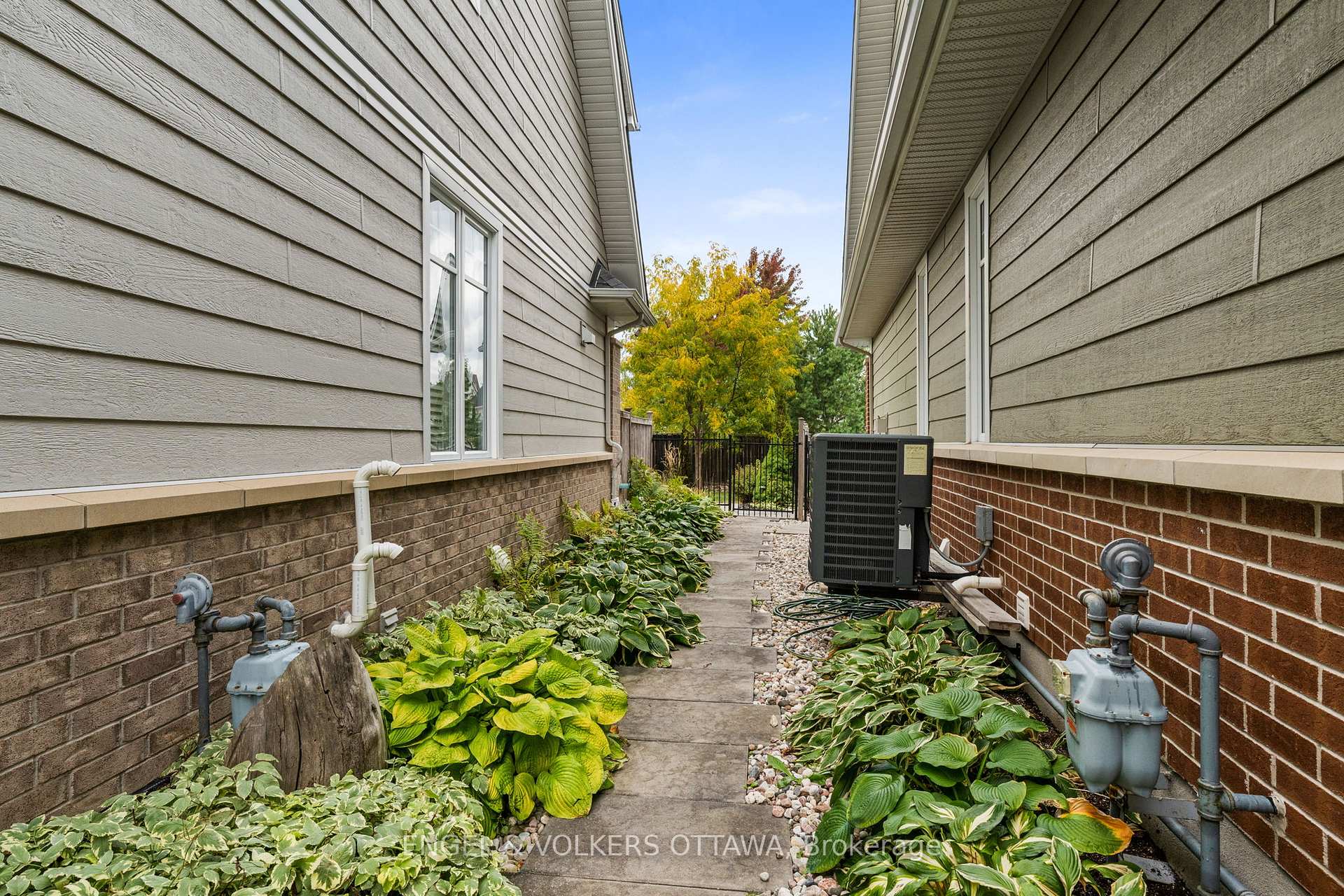 Photo 49 of 511 Erinwoods Circle, Ottawa, Barrhaven - Stonebridge — HOMEH