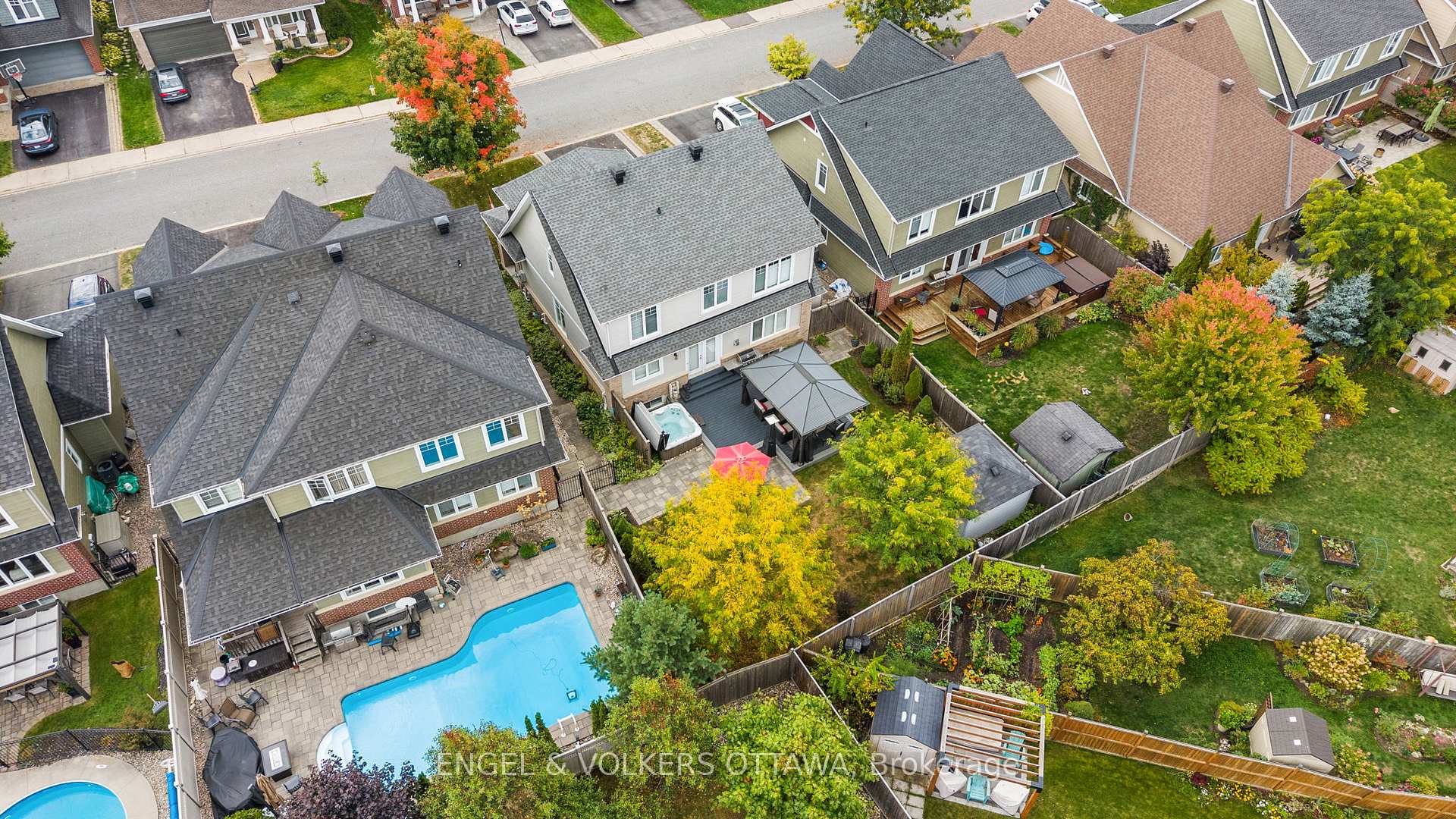 Photo 47 of 511 Erinwoods Circle, Ottawa, Barrhaven - Stonebridge — HOMEH