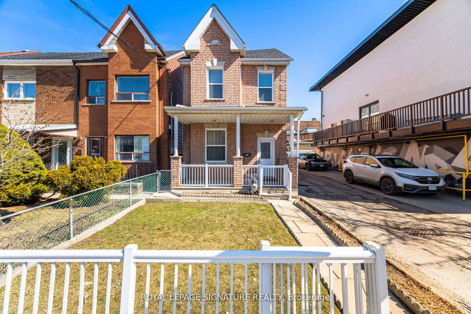 Photo 1 of Unit Upper, 105 Lisgar Street, Toronto, Little Portugal — HOMEH