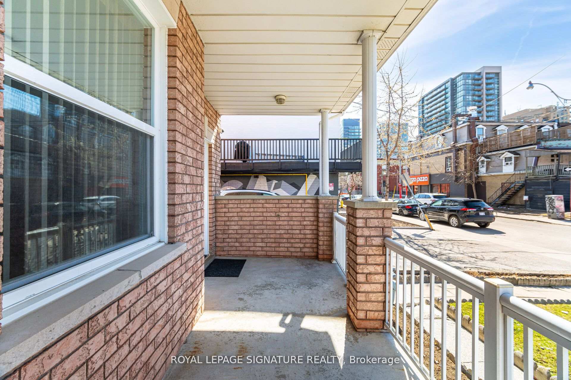 Photo 4 of Unit Upper, 105 Lisgar Street, Toronto, Little Portugal — HOMEH