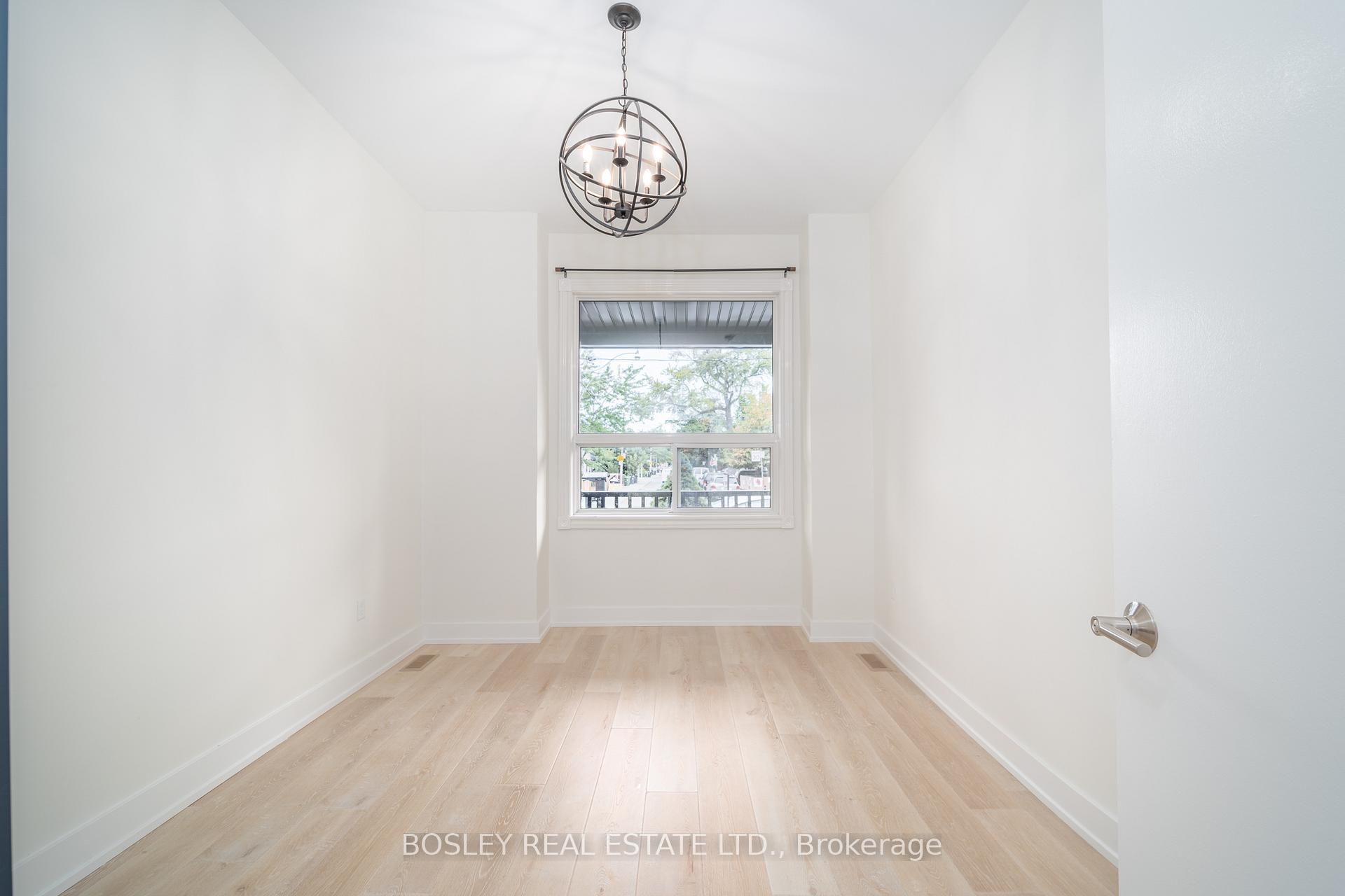 Photo 6 of Unit 2, 13 Mansfield Avenue, Toronto, Trinity-Bellwoods — HOMEH