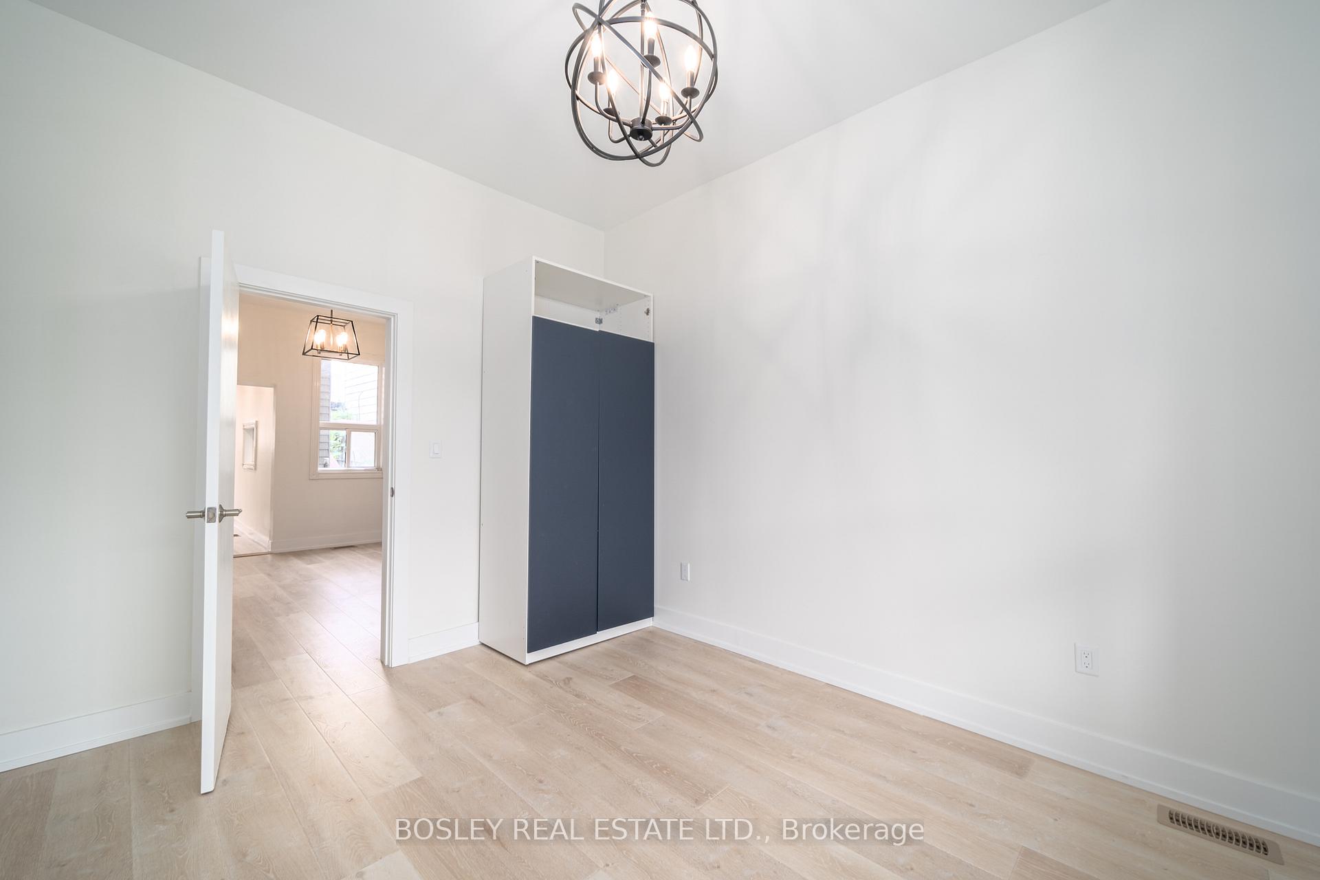 Photo 7 of Unit 2, 13 Mansfield Avenue, Toronto, Trinity-Bellwoods — HOMEH