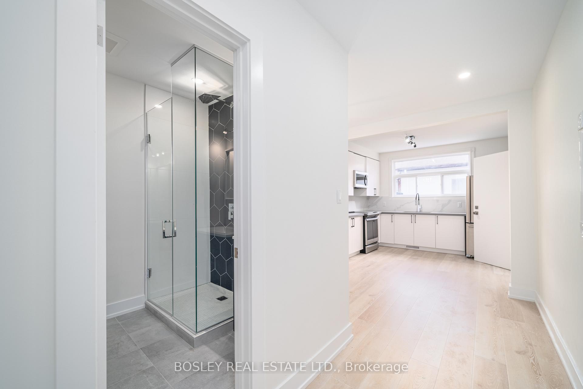 Photo 9 of Unit 2, 13 Mansfield Avenue, Toronto, Trinity-Bellwoods — HOMEH