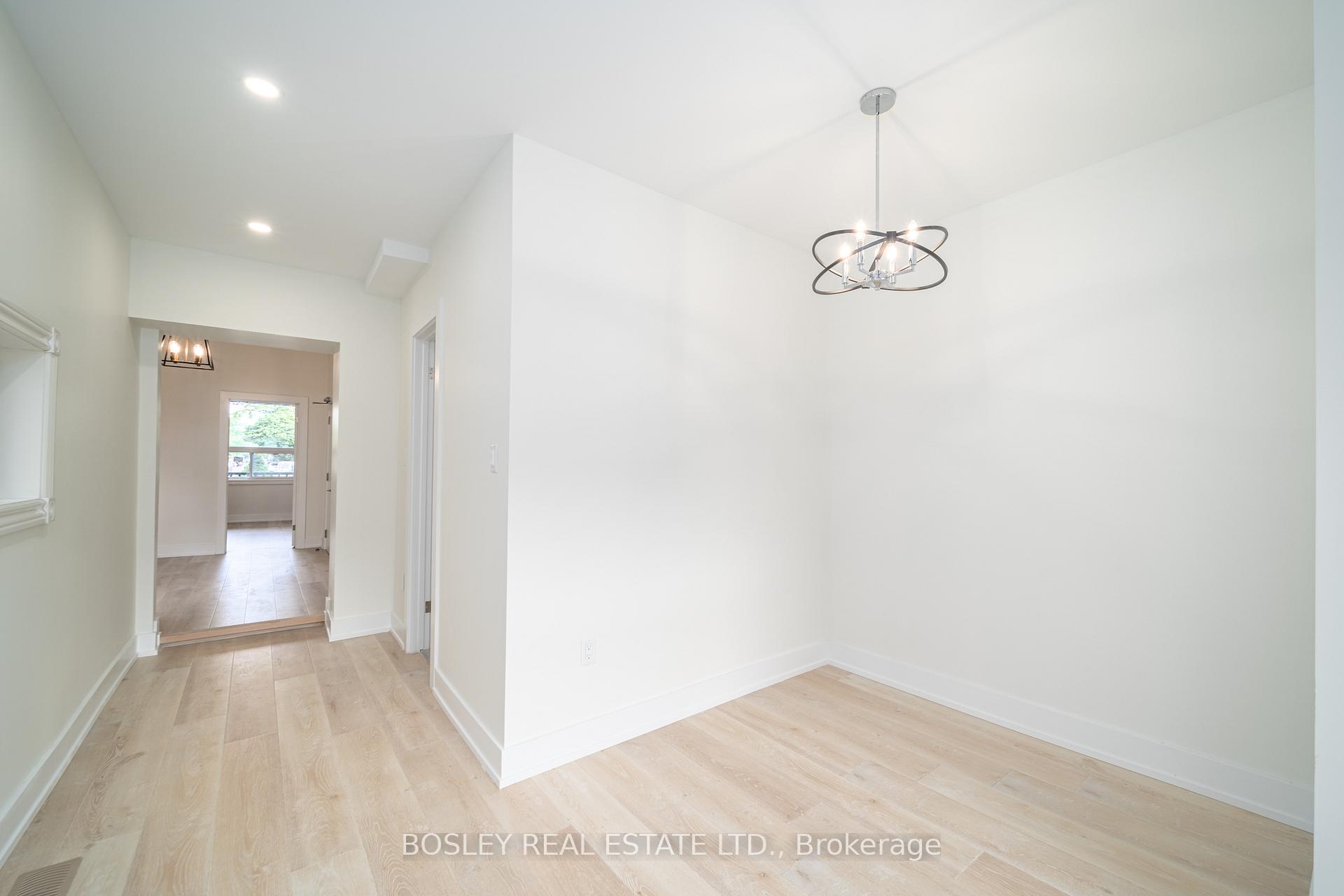 Photo 12 of Unit 2, 13 Mansfield Avenue, Toronto, Trinity-Bellwoods — HOMEH