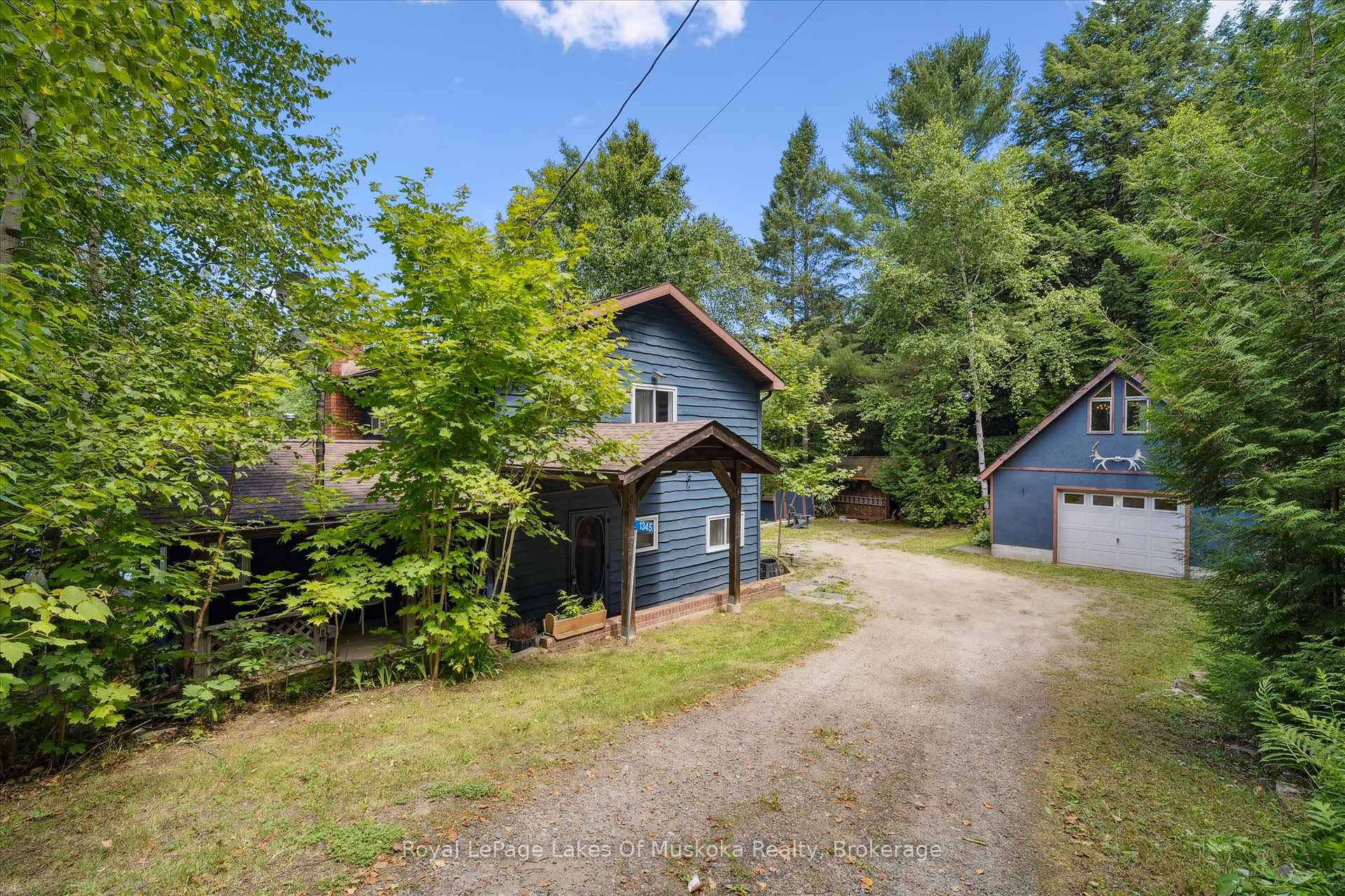 Photo 3 of 1345 Sinclair Trail, Algonquin Highlands, Sherborne — HOMEH
