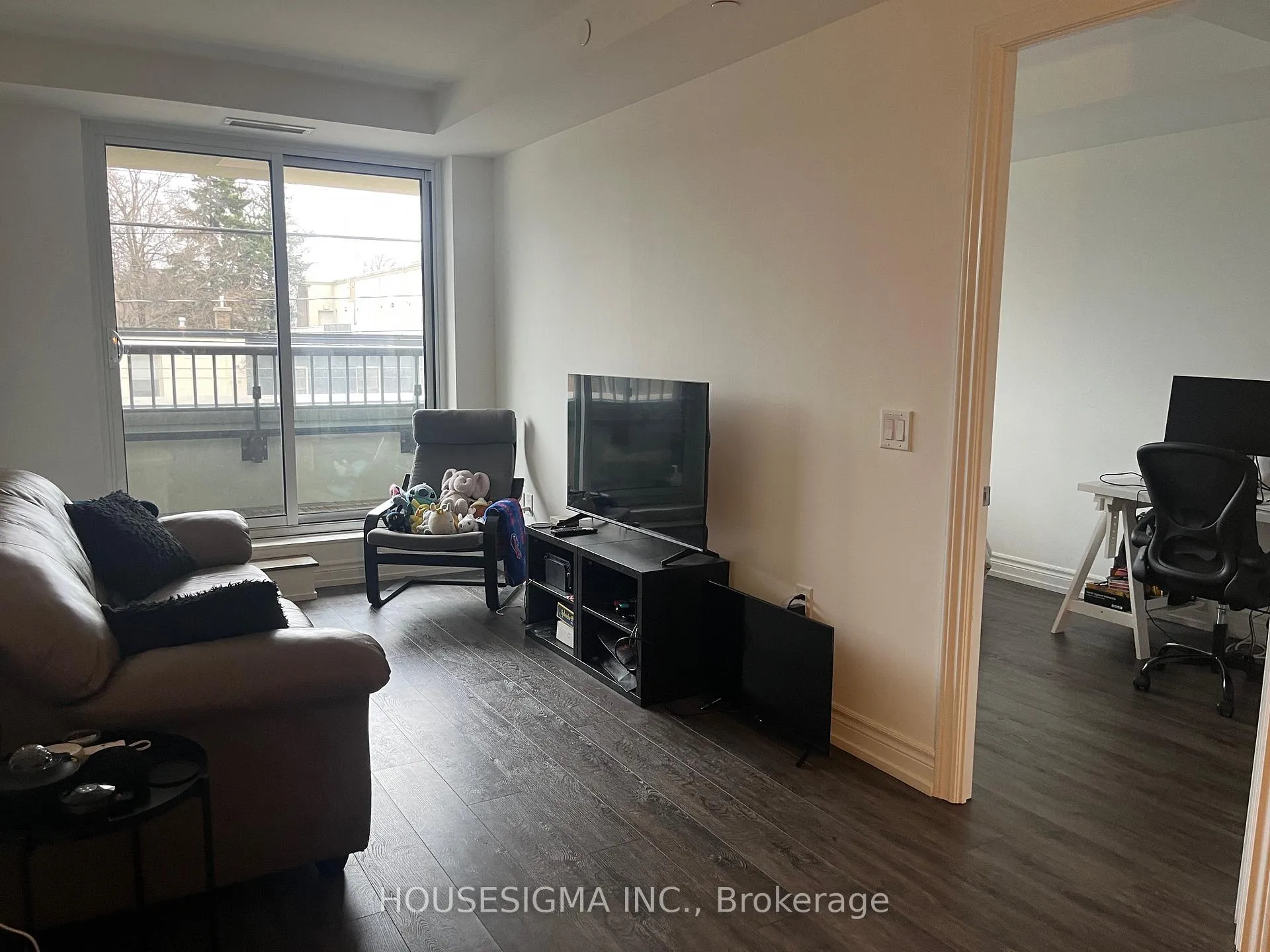 Photo 8 of Unit 210, 1700 Avenue Road, Toronto, Bedford Park-Nortown — HOMEH
