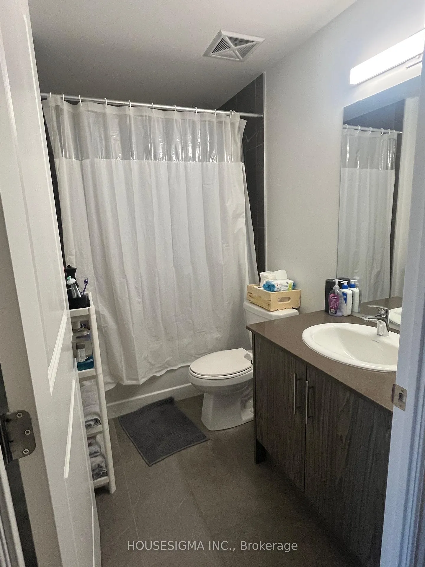 Photo 15 of Unit 210, 1700 Avenue Road, Toronto, Bedford Park-Nortown — HOMEH