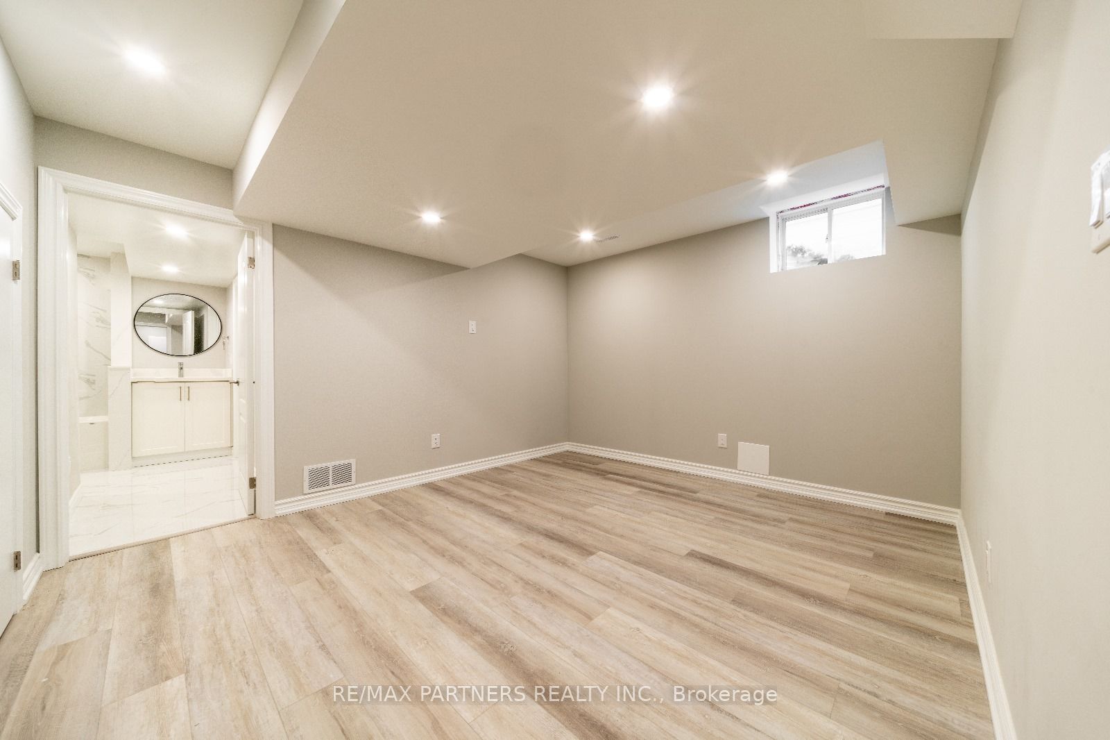 Photo 41 of 15 Capogna Street, Markham, Cornell — HOMEH
