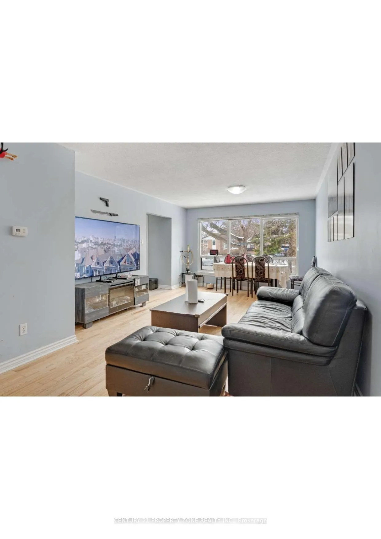 Photo 4 of 46 Flamingo Crescent, Brampton, Southgate — HOMEH
