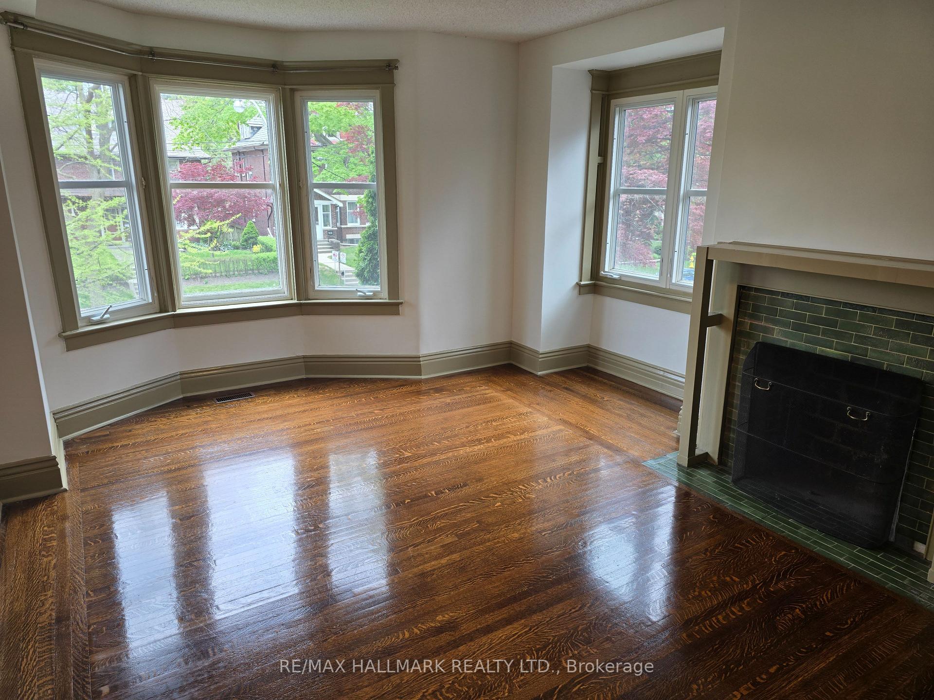 Photo 5 of Unit 2, 198 Rusholme Road, Toronto, Dufferin Grove — HOMEH