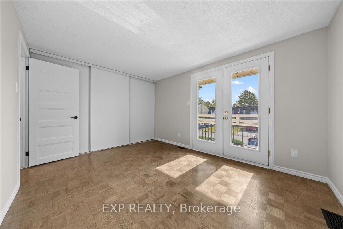 Photo 19 of 5 Tybalt Crescent, Ottawa, Westcliffe Estates — HOMEH