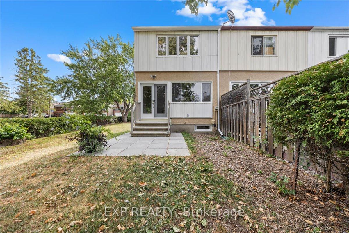 Photo 32 of 5 Tybalt Crescent, Ottawa, Westcliffe Estates — HOMEH
