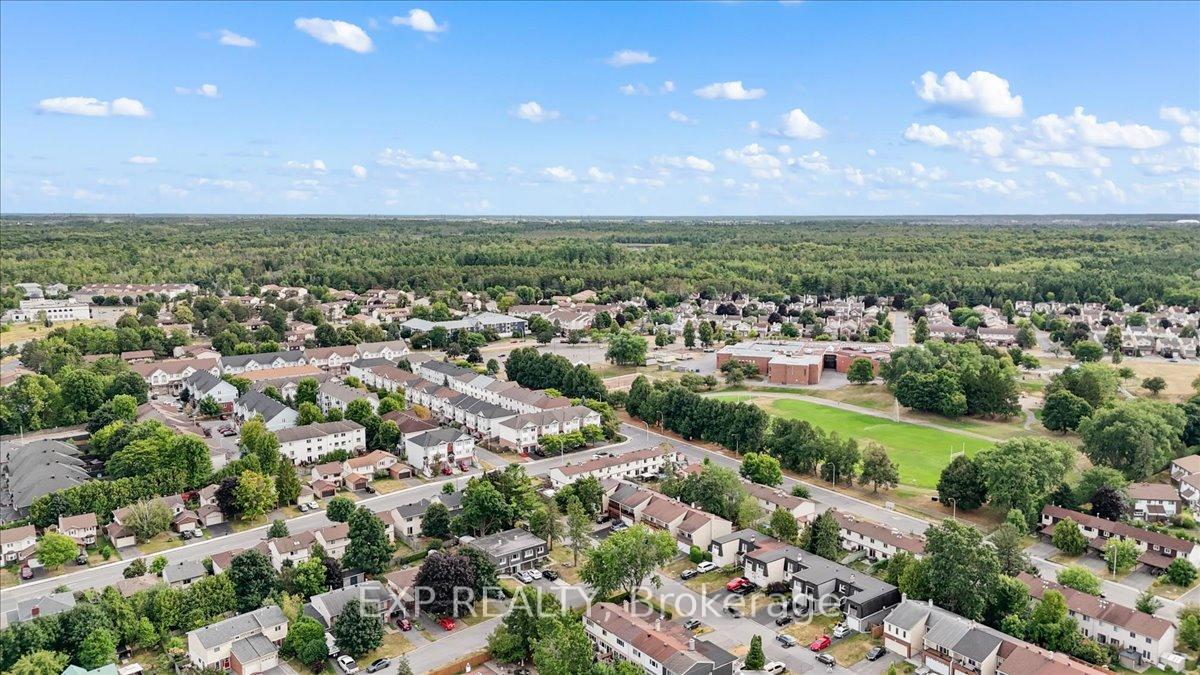 Photo 35 of 5 Tybalt Crescent, Ottawa, Westcliffe Estates — HOMEH