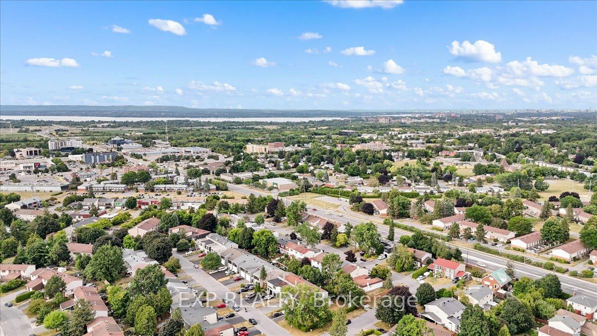Photo 41 of 5 Tybalt Crescent, Ottawa, Westcliffe Estates — HOMEH