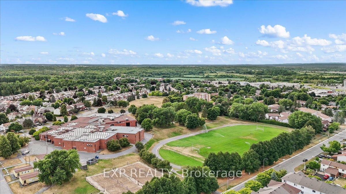 Photo 42 of 5 Tybalt Crescent, Ottawa, Westcliffe Estates — HOMEH