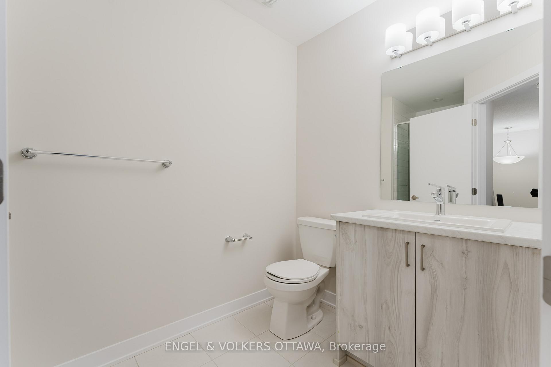 Photo 18 of 207 Speckled Alder Row, Ottawa, Barrhaven - Half Moon Bay — HOMEH