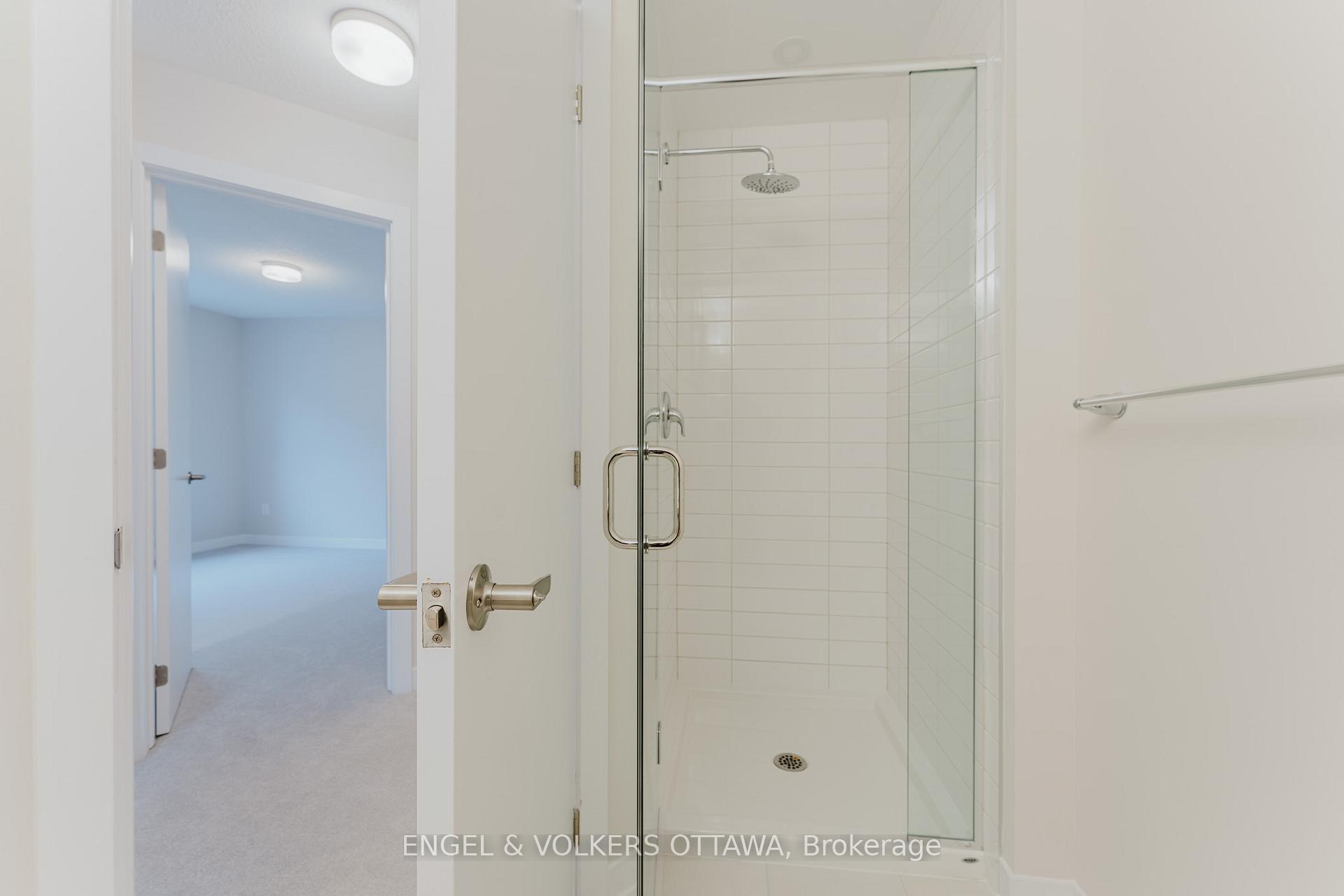 Photo 19 of 207 Speckled Alder Row, Ottawa, Barrhaven - Half Moon Bay — HOMEH