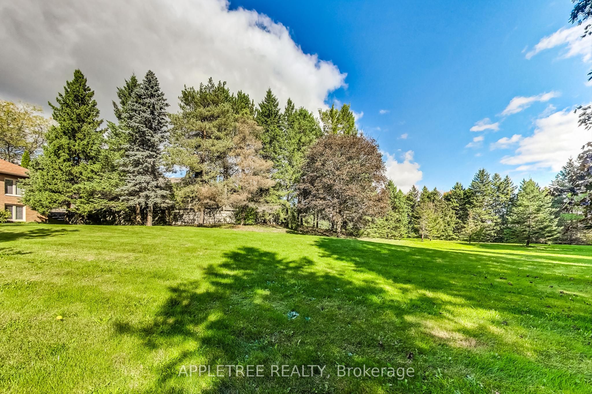 Photo 64 of 57 Carmichael Crescent, King, King City — HOMEH