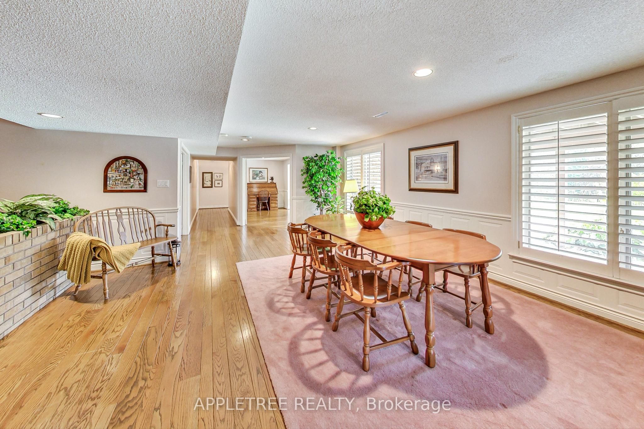 Photo 55 of 57 Carmichael Crescent, King, King City — HOMEH