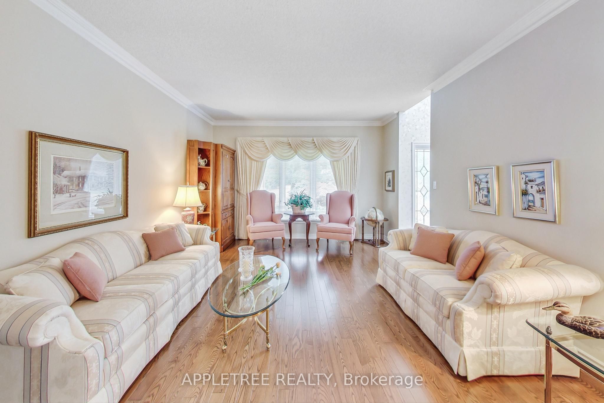 Photo 37 of 57 Carmichael Crescent, King, King City — HOMEH