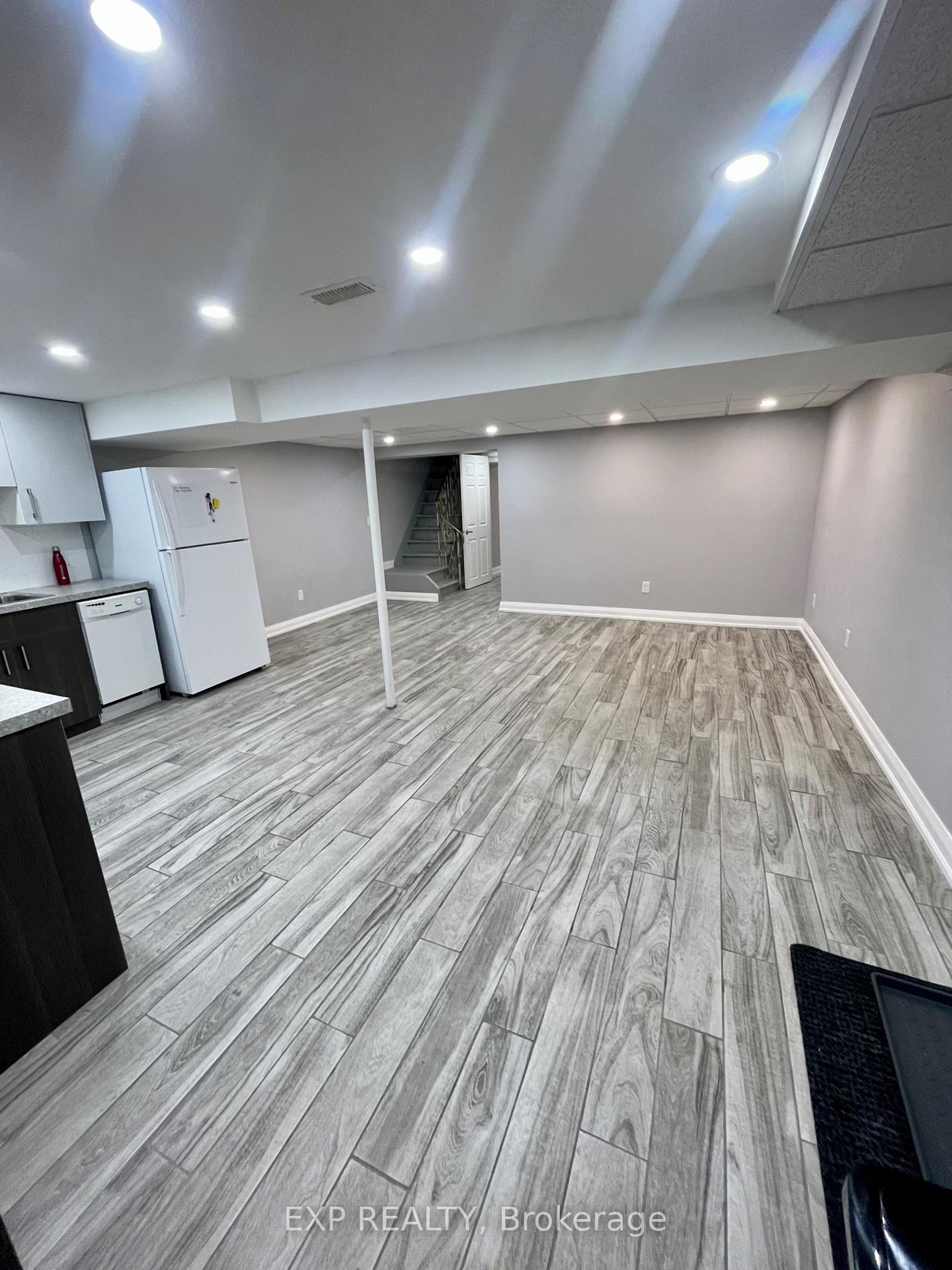 Photo 3 of Unit Lower, 71 Denison Avenue, Toronto, Kensington-Chinatown — HOMEH