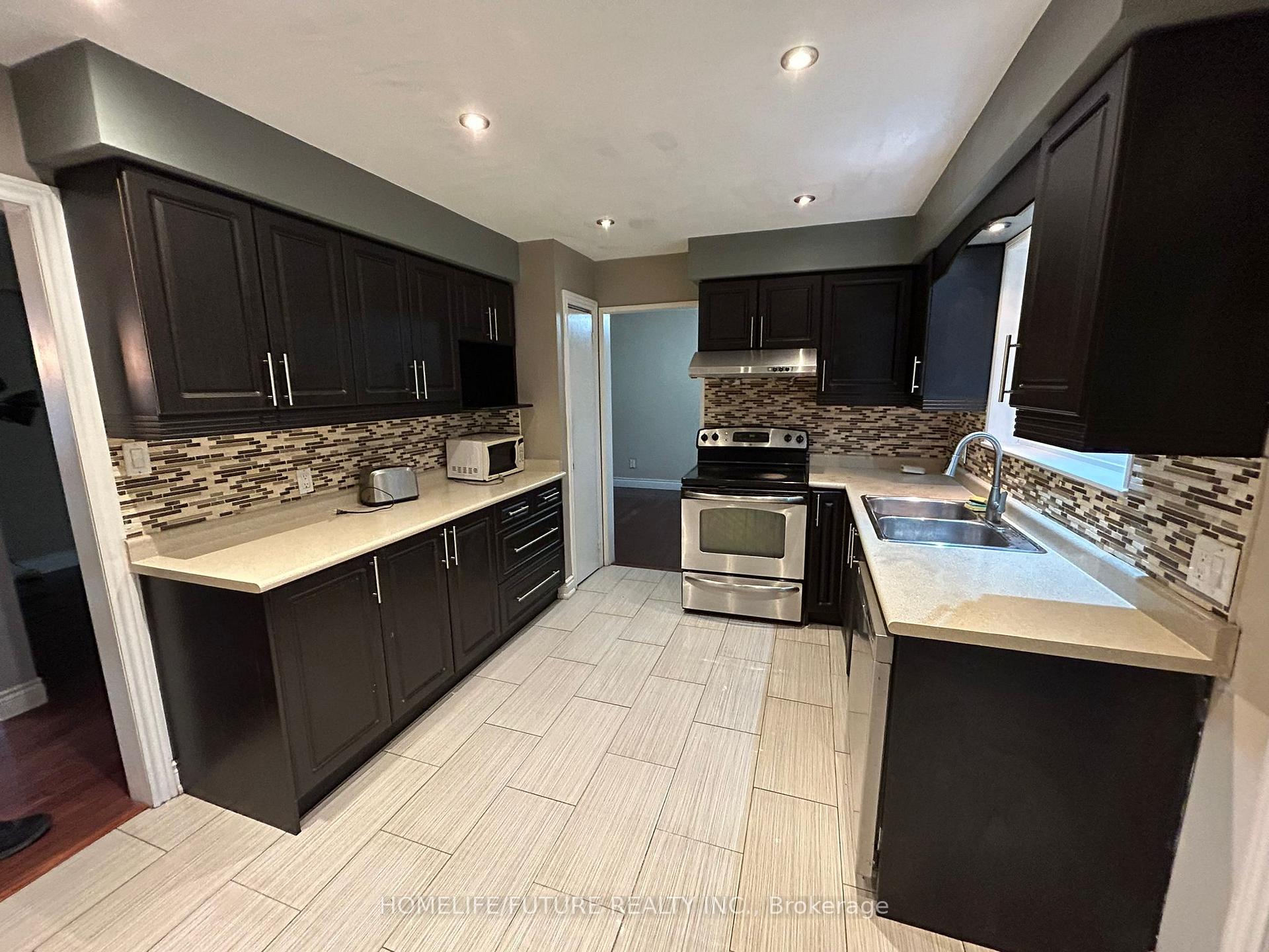 Photo 4 of 4 Watson Street, Scarborough, Highland Creek — HOMEH