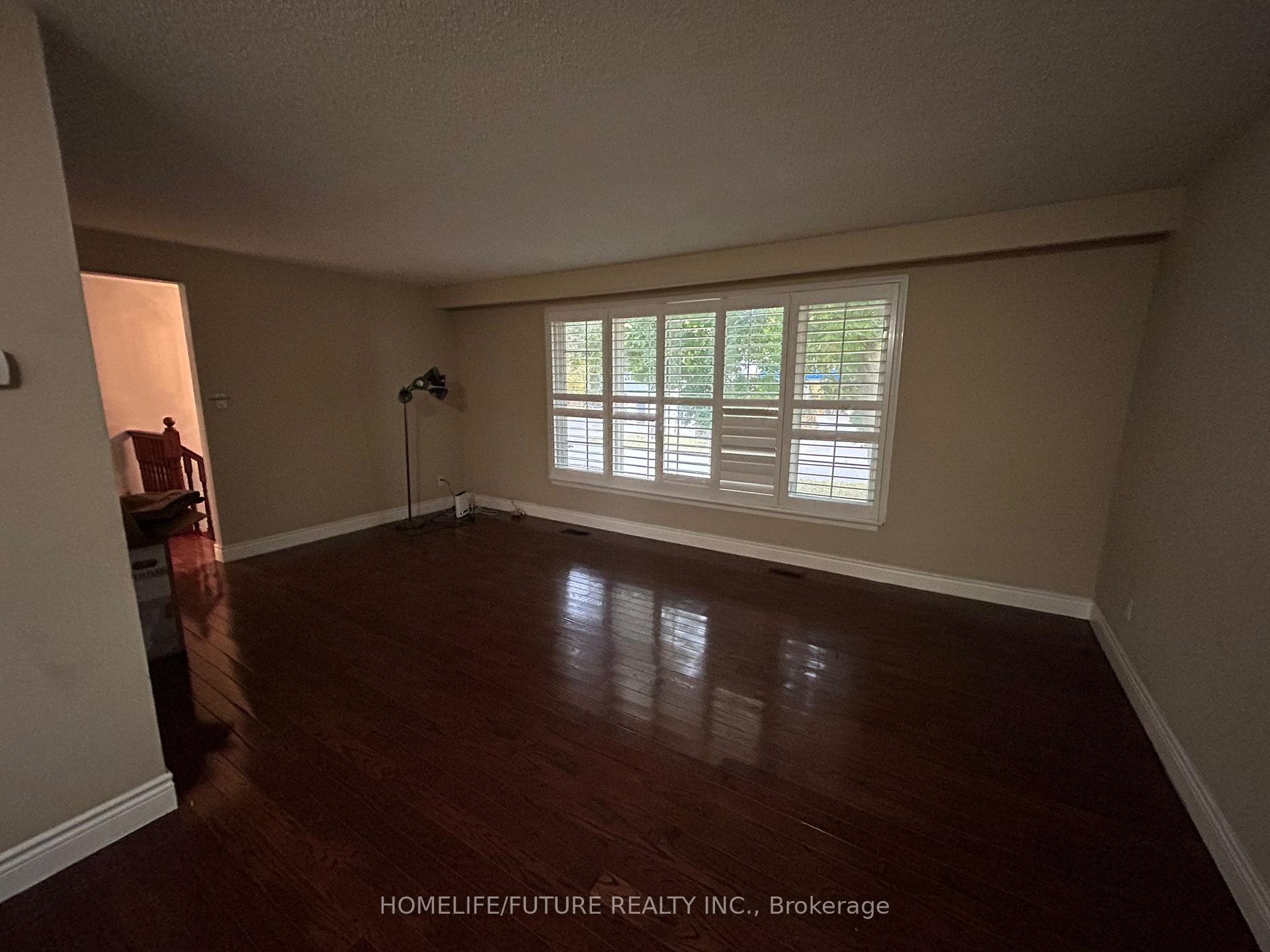 Photo 8 of 4 Watson Street, Scarborough, Highland Creek — HOMEH