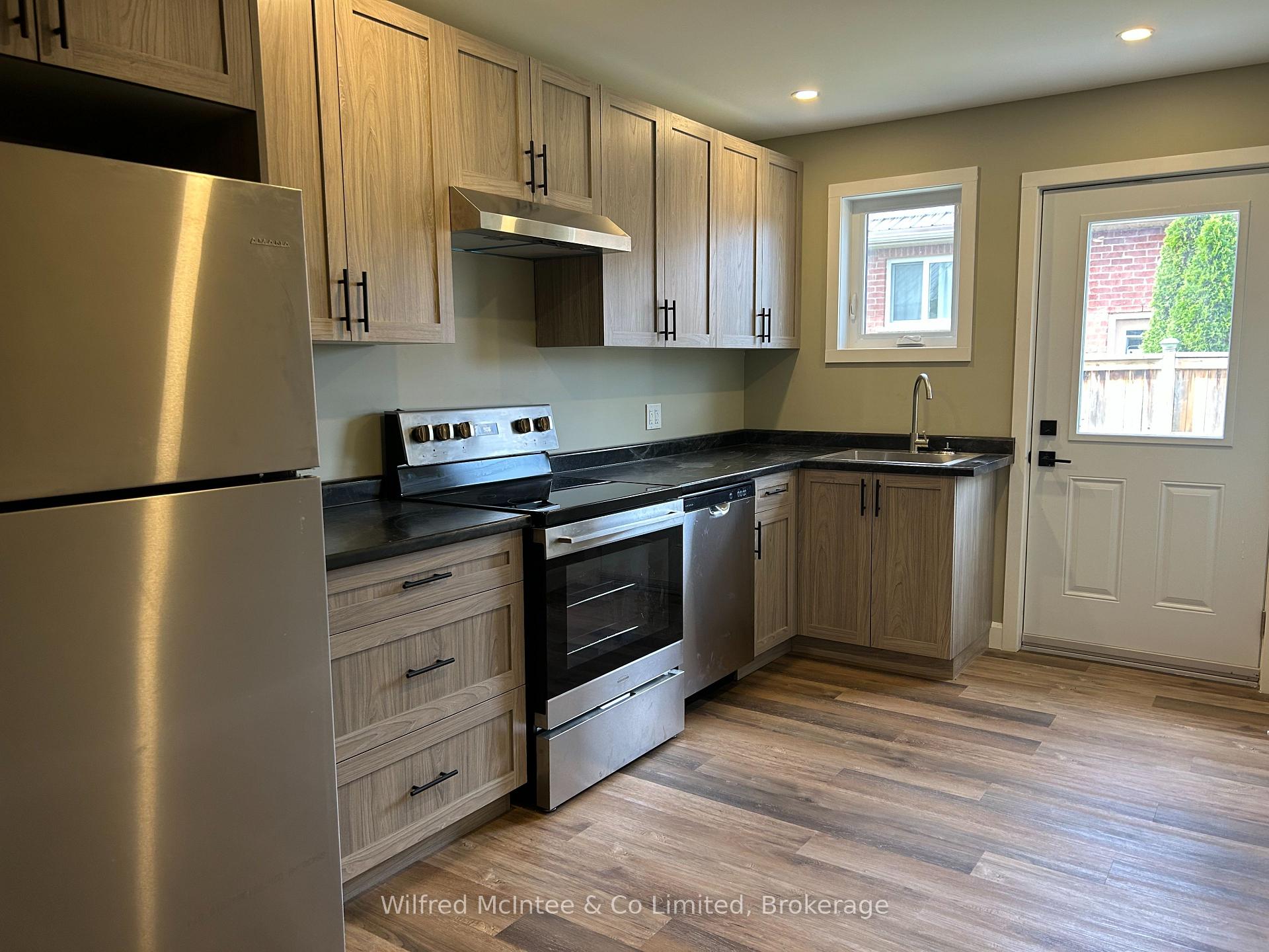 Photo 5 of Unit Unit 5, 187 Balaklava Street, Arran-Elderslie — HOMEH
