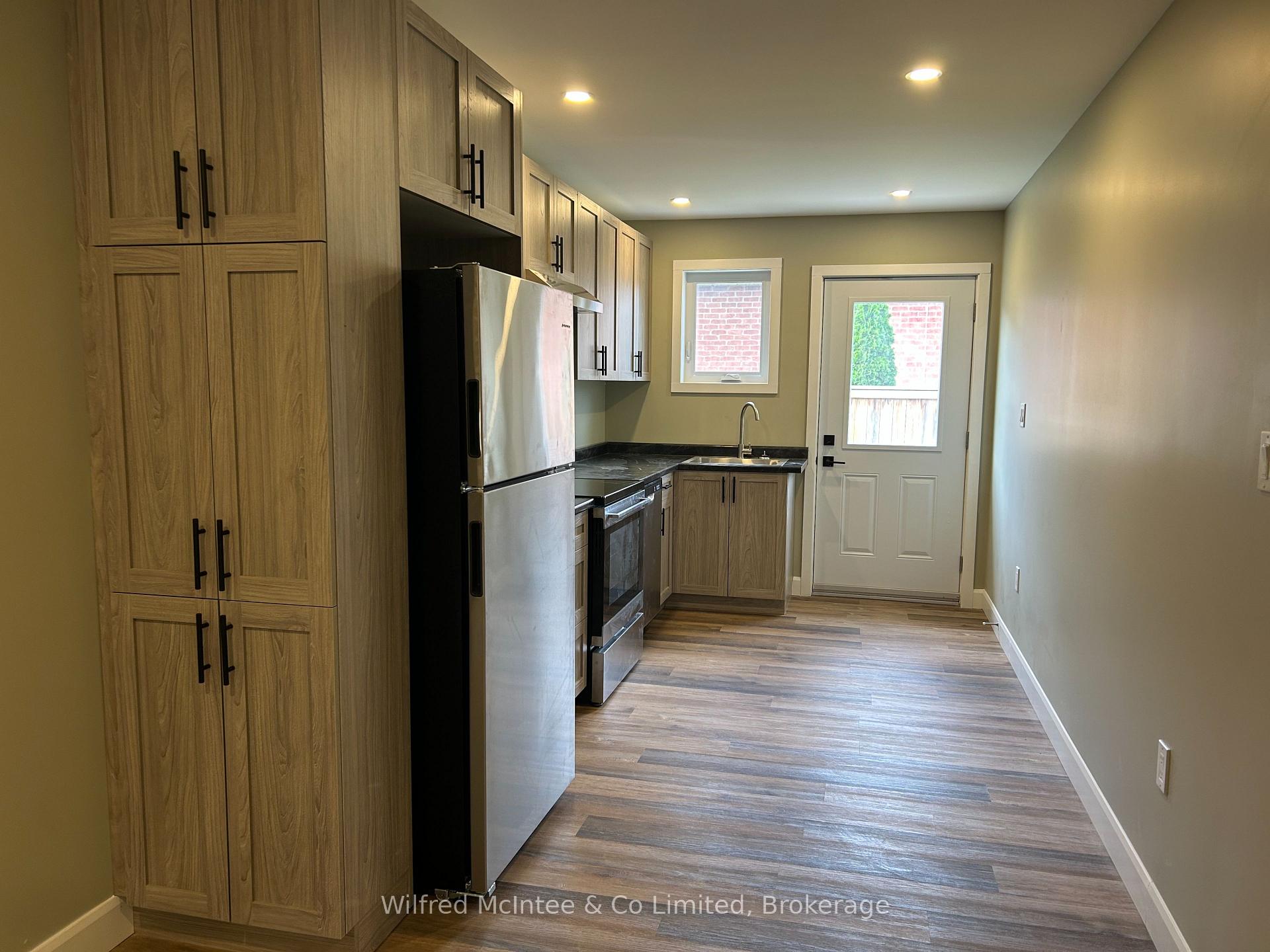 Photo 6 of Unit Unit 5, 187 Balaklava Street, Arran-Elderslie — HOMEH
