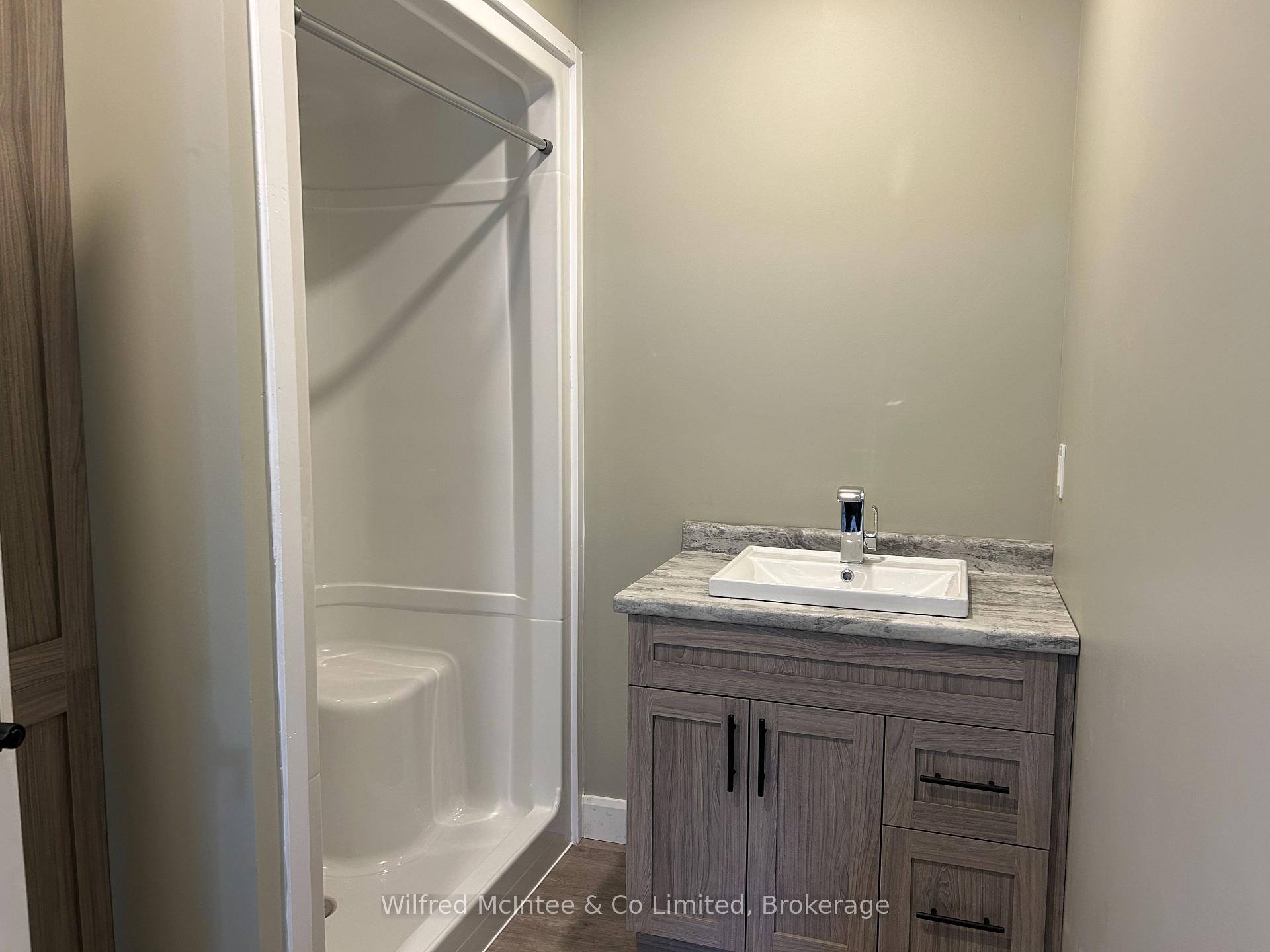 Photo 10 of Unit Unit 5, 187 Balaklava Street, Arran-Elderslie — HOMEH