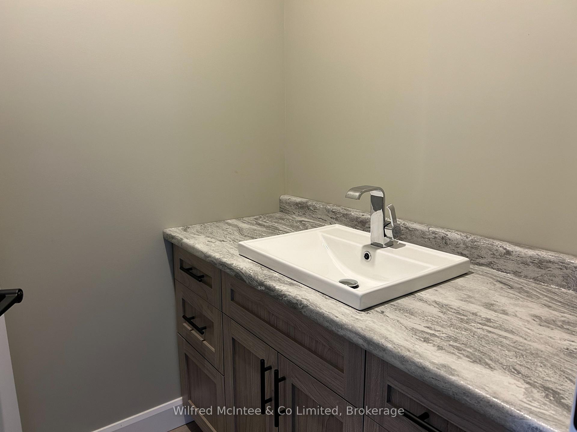 Photo 18 of Unit Unit 5, 187 Balaklava Street, Arran-Elderslie — HOMEH